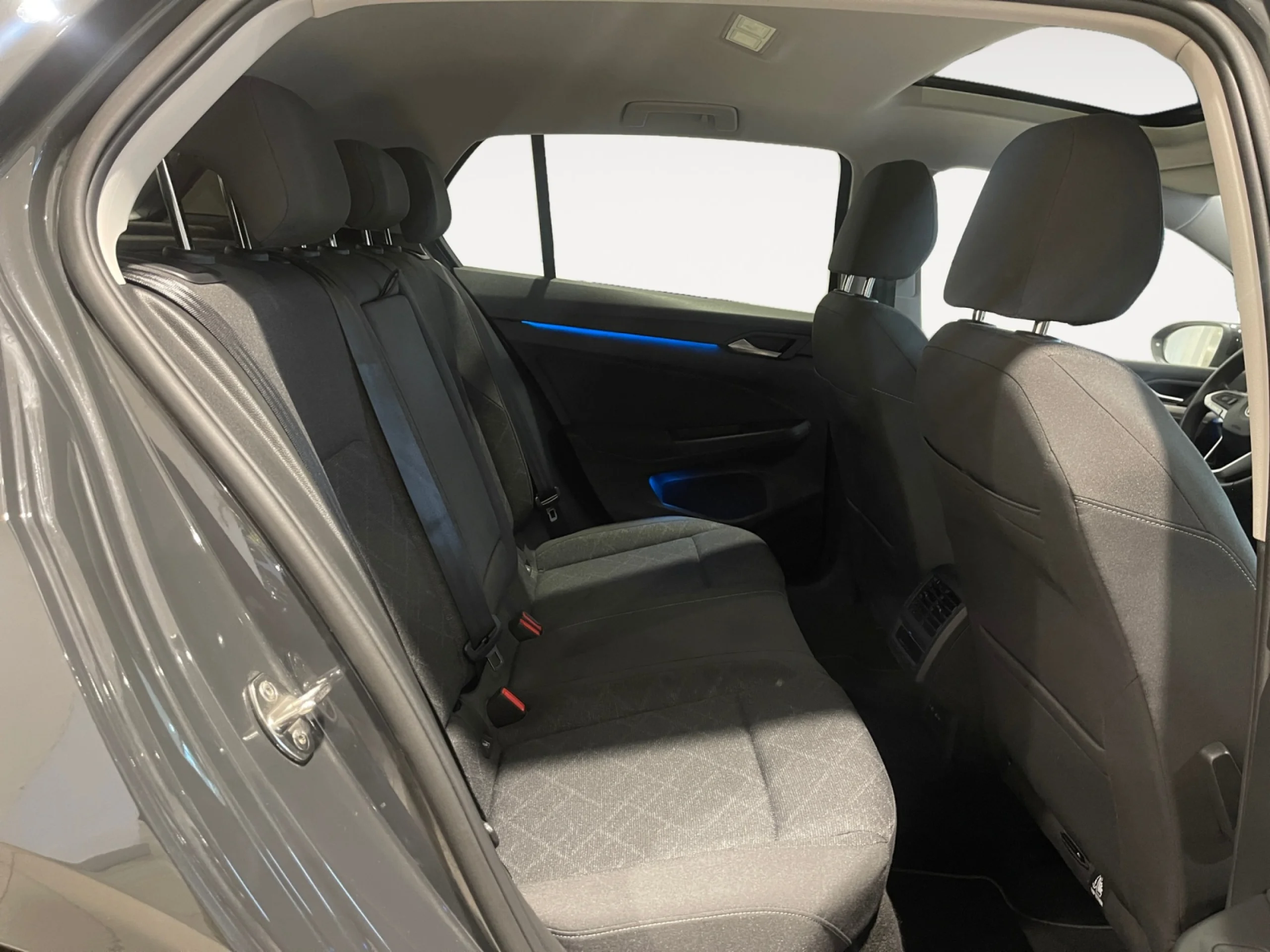 VOLKSWAGEN GOLF LIFE 1.0 ETSI 81KW (110CV) DSG - Foto 6