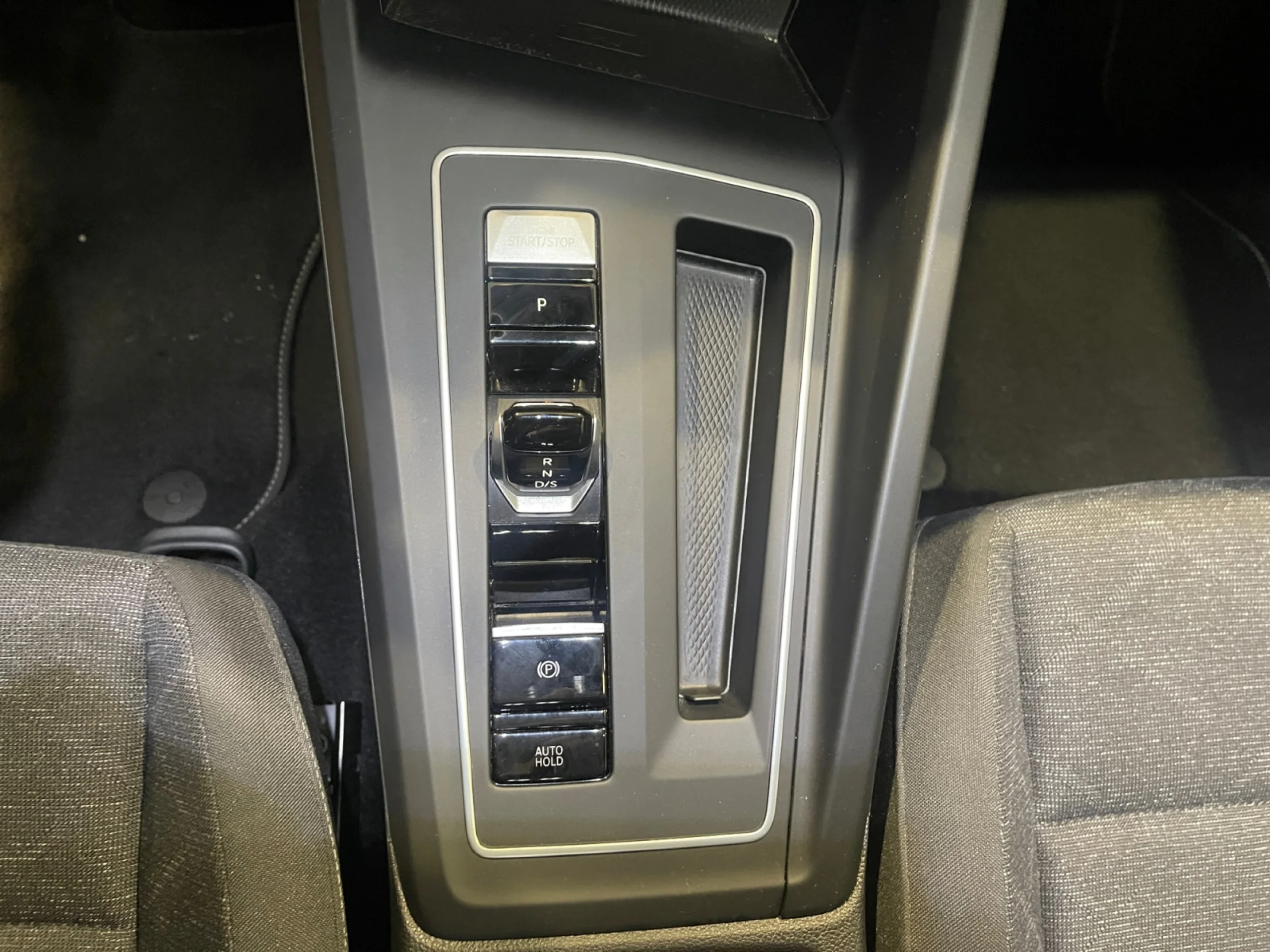 VOLKSWAGEN GOLF LIFE 1.0 ETSI 81KW (110CV) DSG - Foto 11