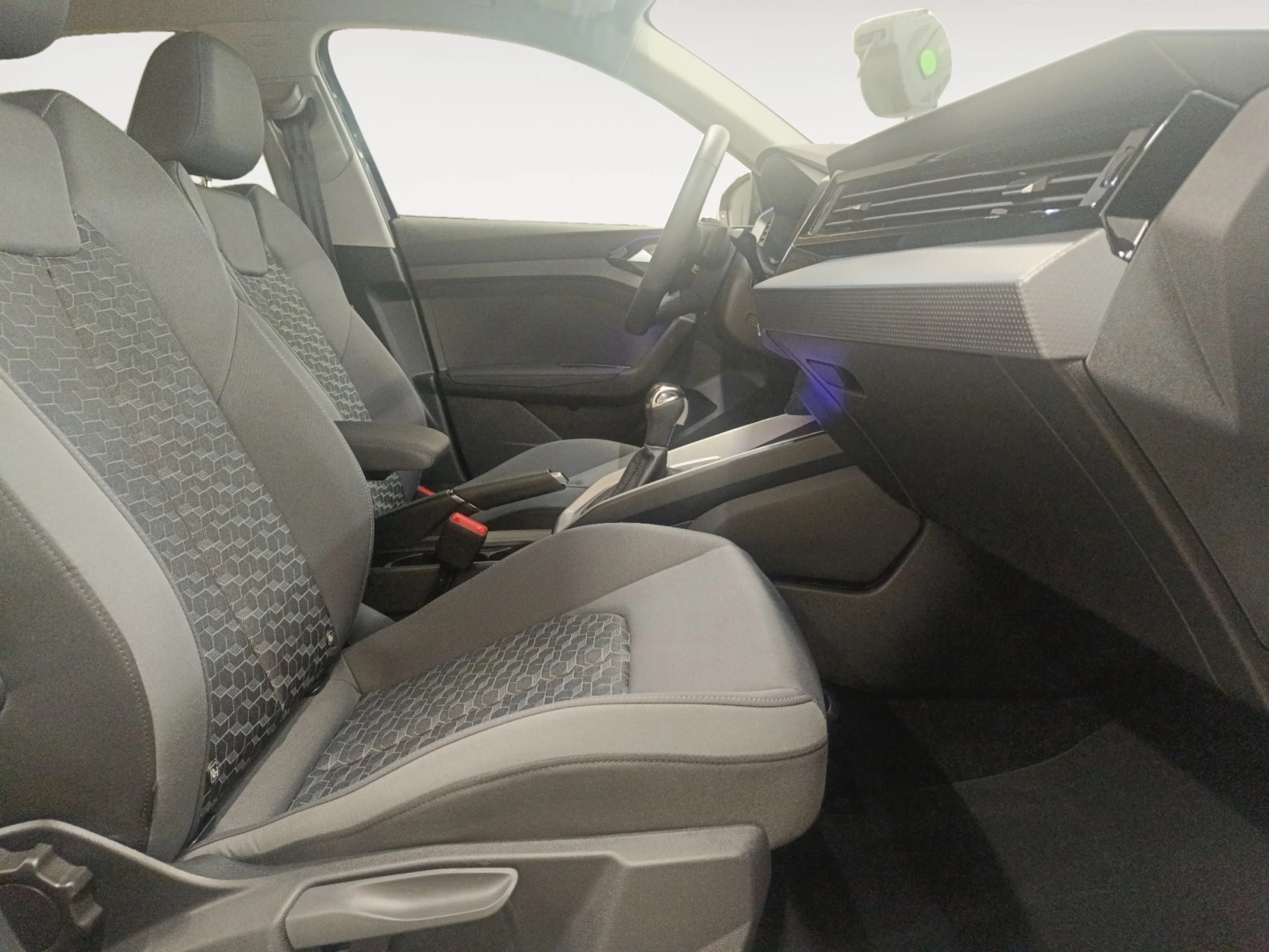 AUDI A1 SPORTBACK ADRENALIN 30 TFSI 85KW S TRON - Foto 5