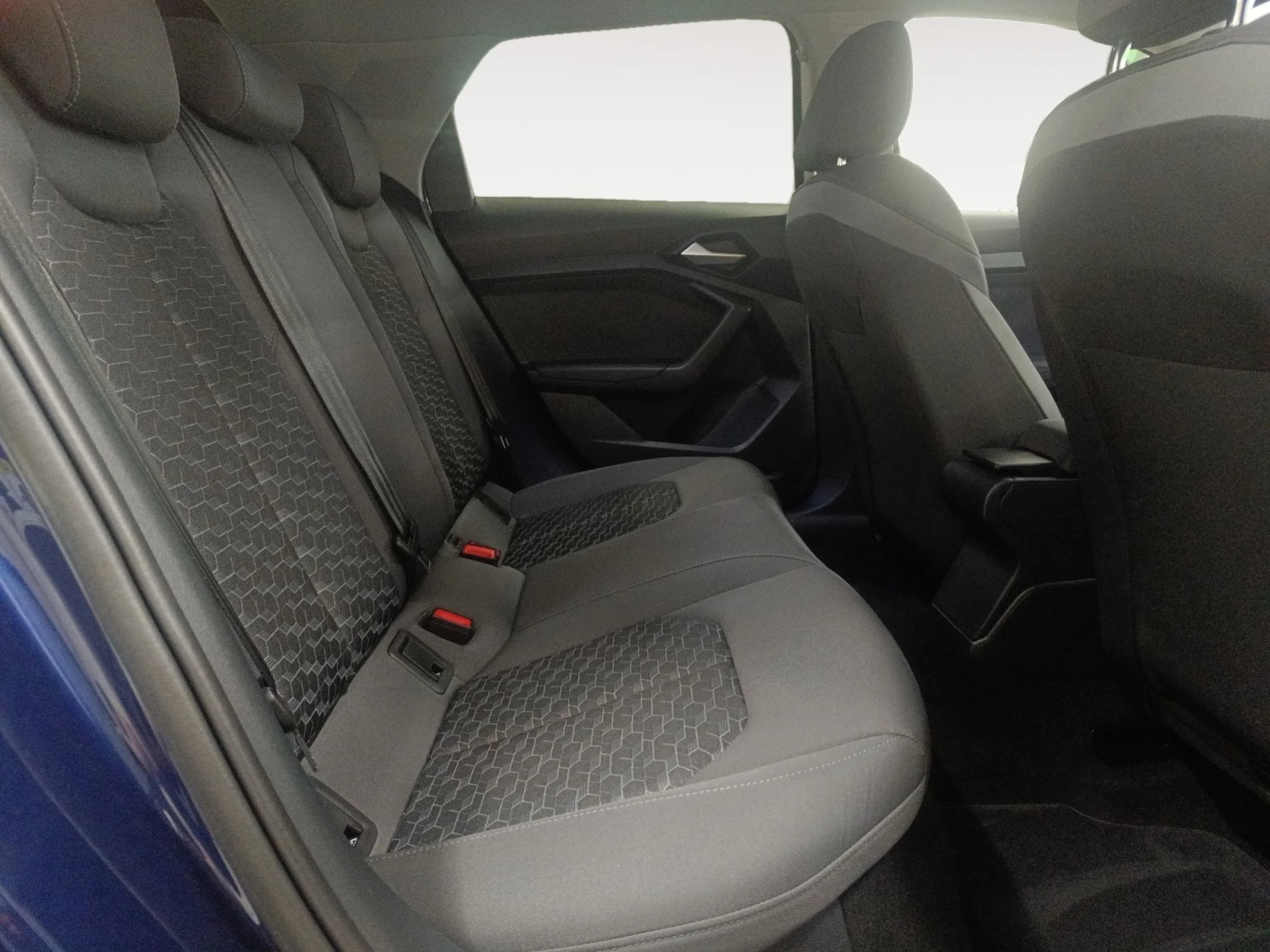 AUDI A1 SPORTBACK ADRENALIN 30 TFSI 85KW S TRON - Foto 6