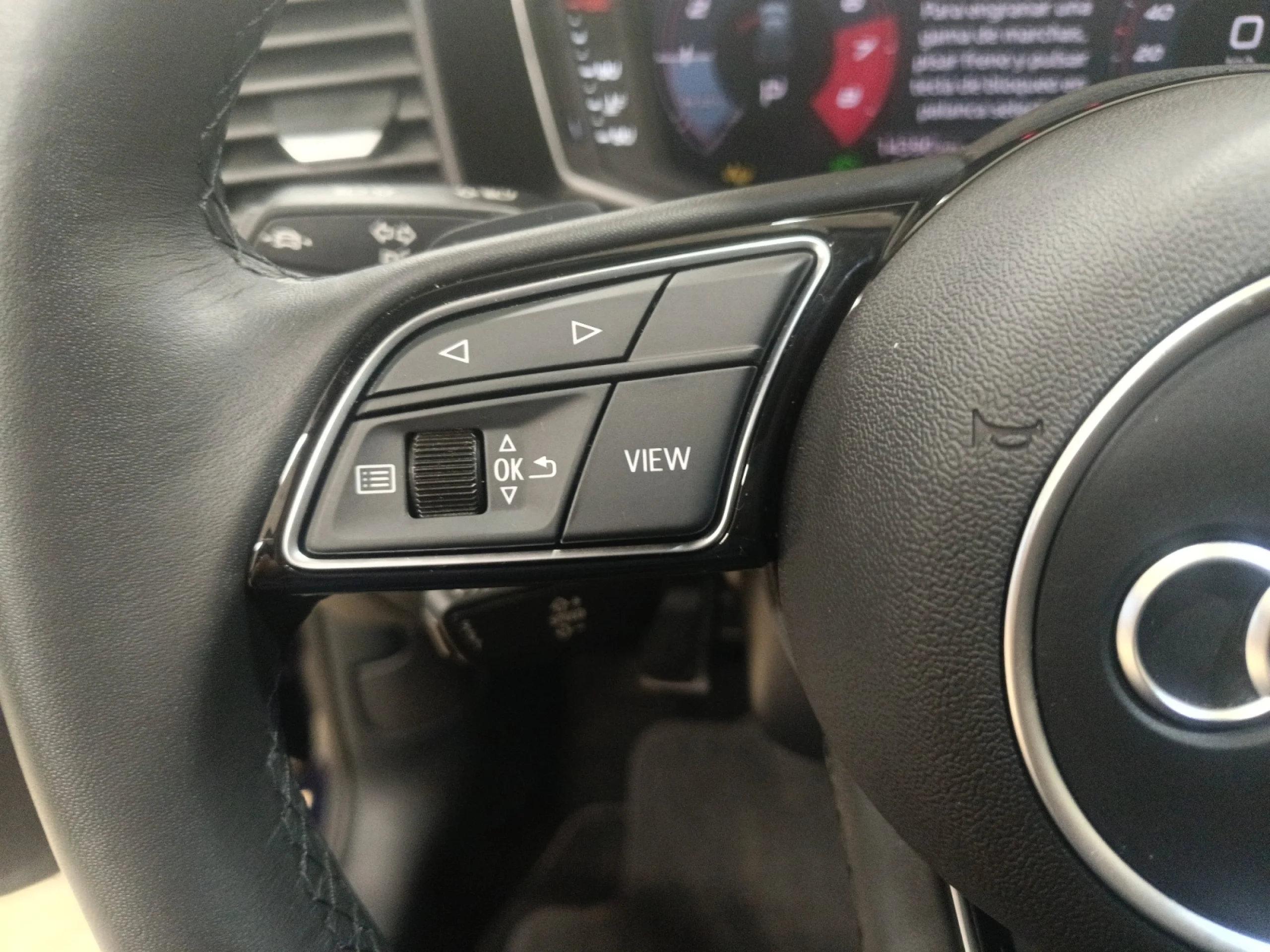 AUDI A1 SPORTBACK ADRENALIN 30 TFSI 85KW S TRON - Foto 11