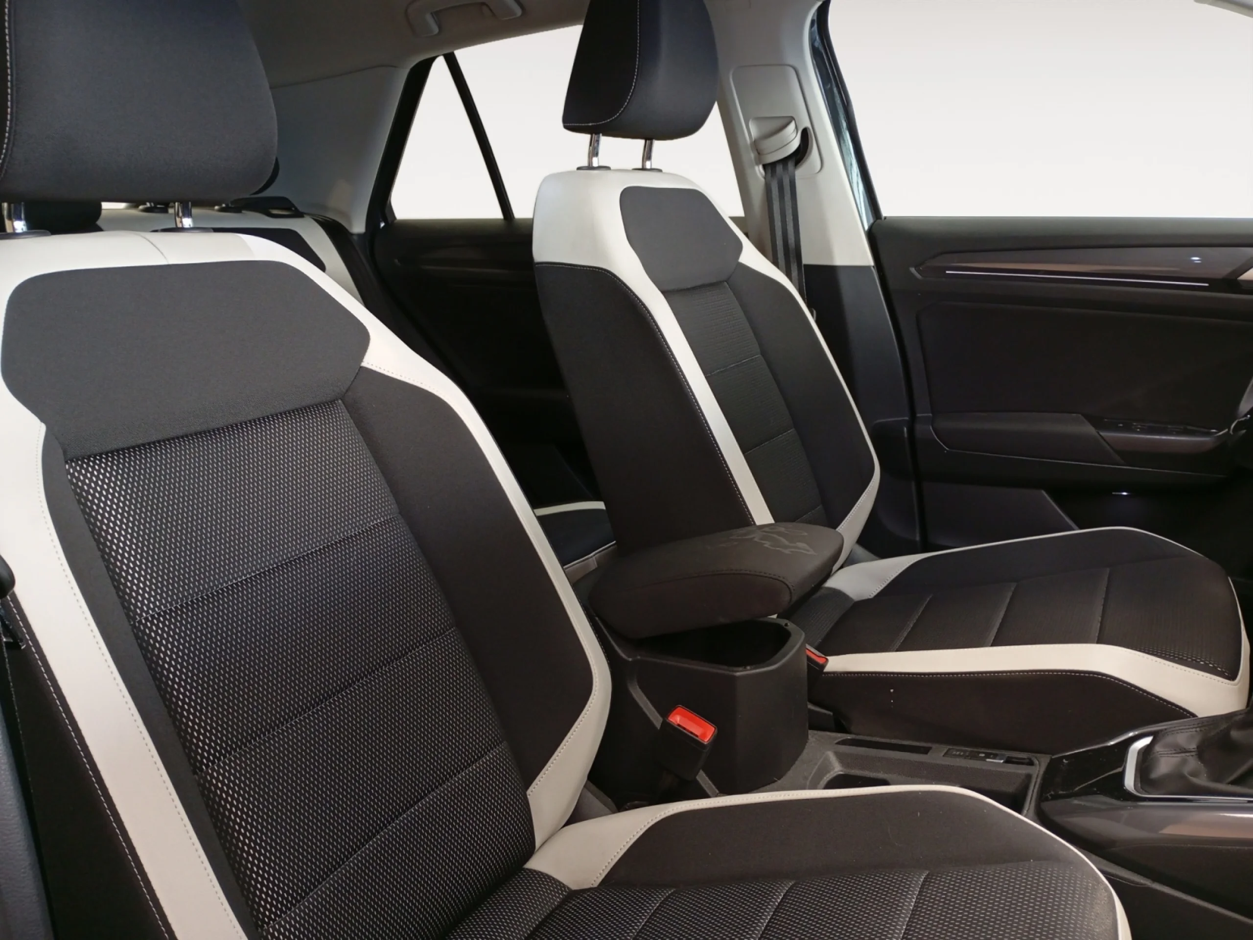 VOLKSWAGEN T ROC SPORT 1.5 TSI 110KW (150CV) DSG - Foto 5