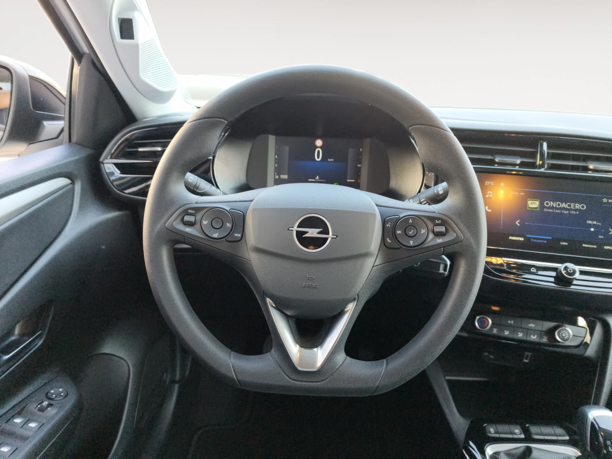 OPEL CORSA 1.2T XHL 74KW (100CV) EDITION - Foto 11