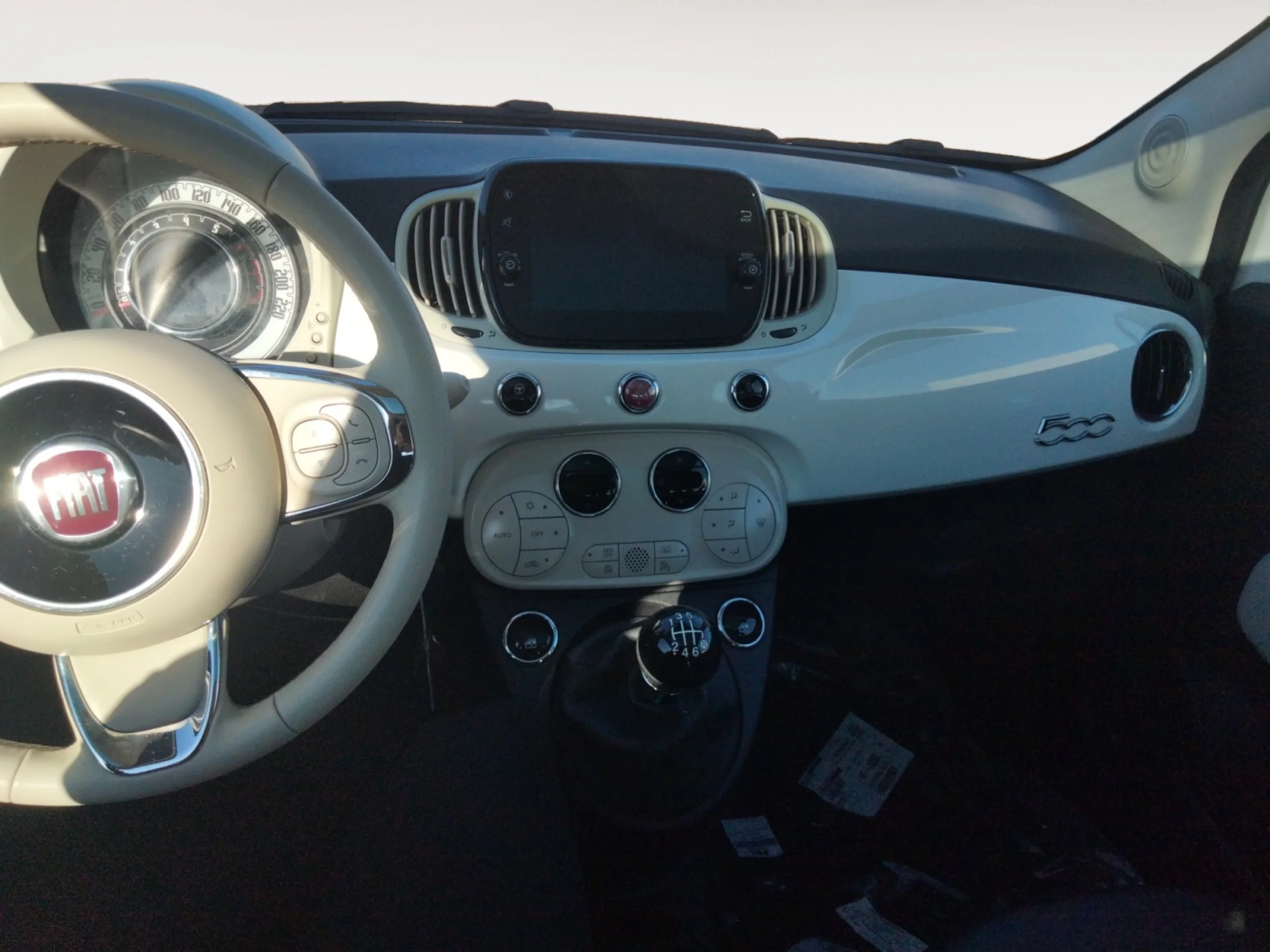 FIAT 500 DOLCEVITA 1.0 HYBRID 51KW (70 CV) - Foto 11