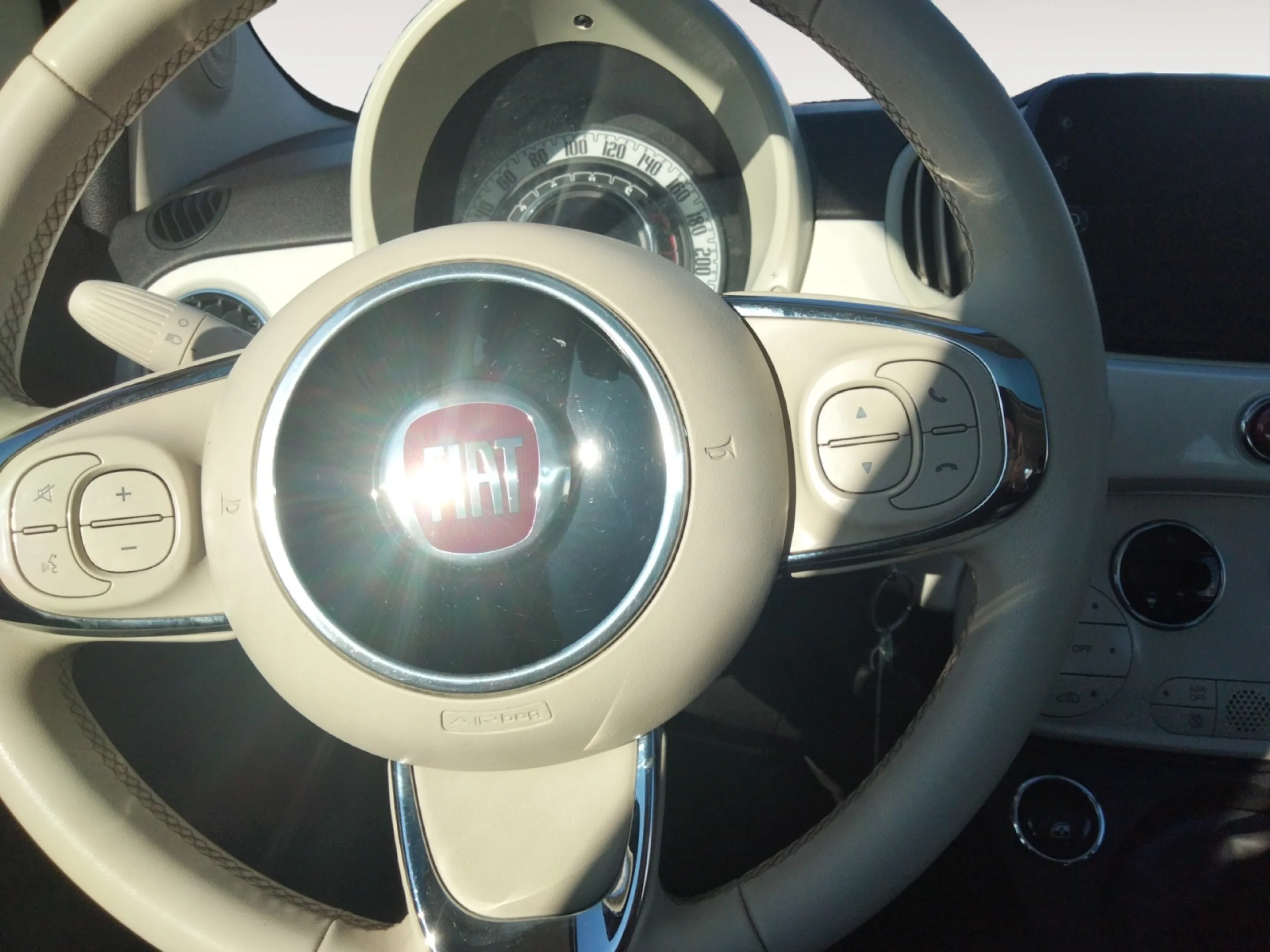 FIAT 500 DOLCEVITA 1.0 HYBRID 51KW (70 CV) - Foto 13