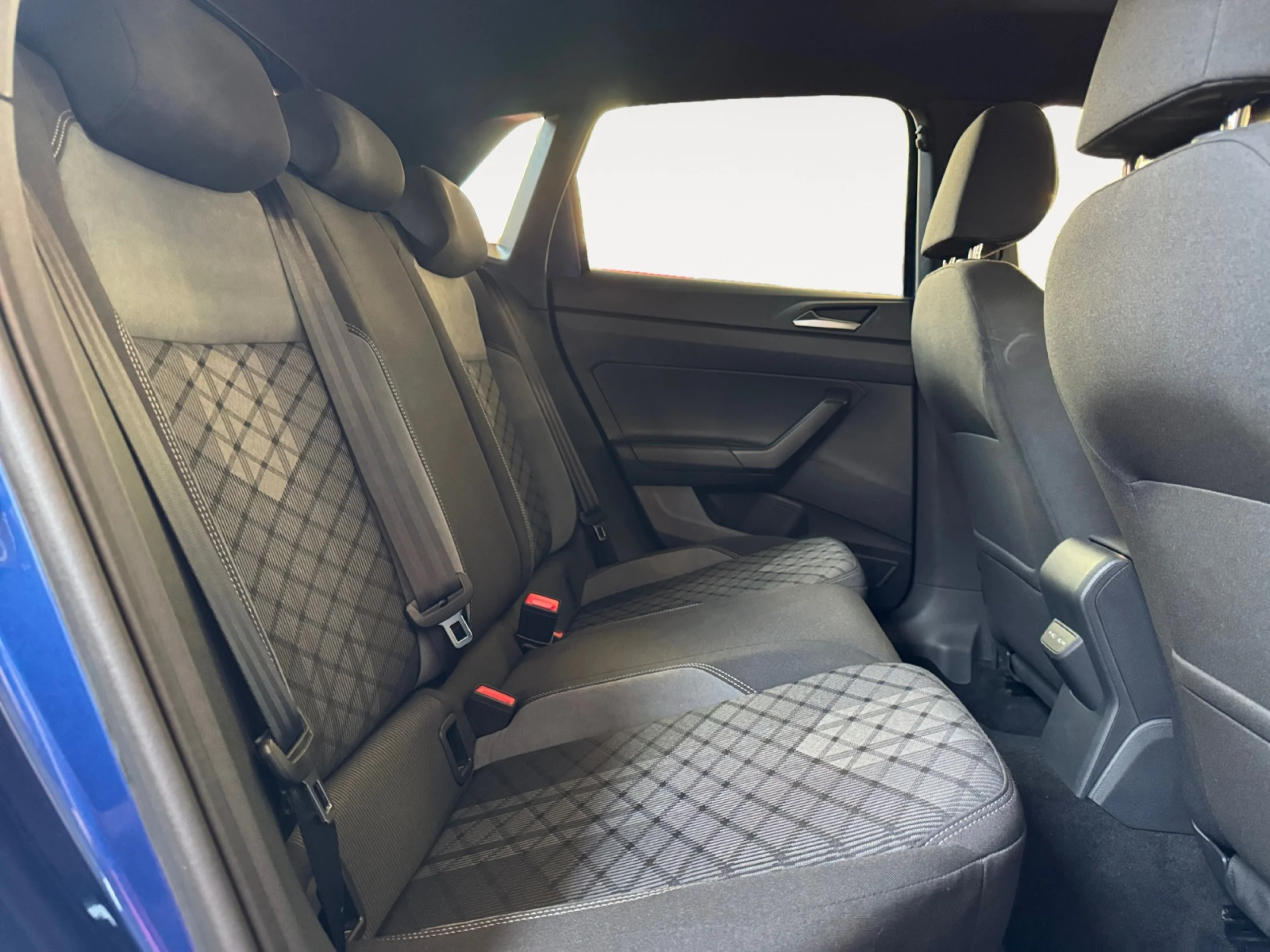 VOLKSWAGEN POLO R LINE 1.0 TSI 70KW (95CV) - Foto 6