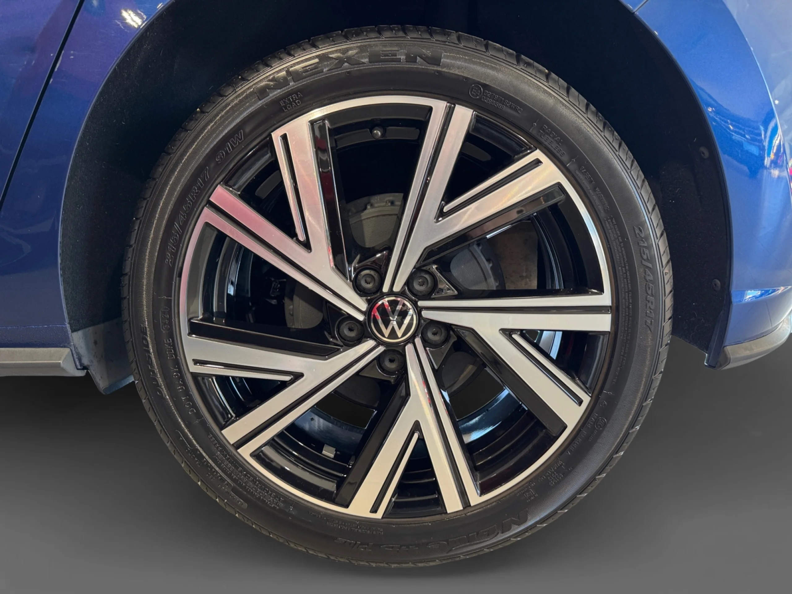 VOLKSWAGEN POLO R LINE 1.0 TSI 70KW (95CV) - Foto 8