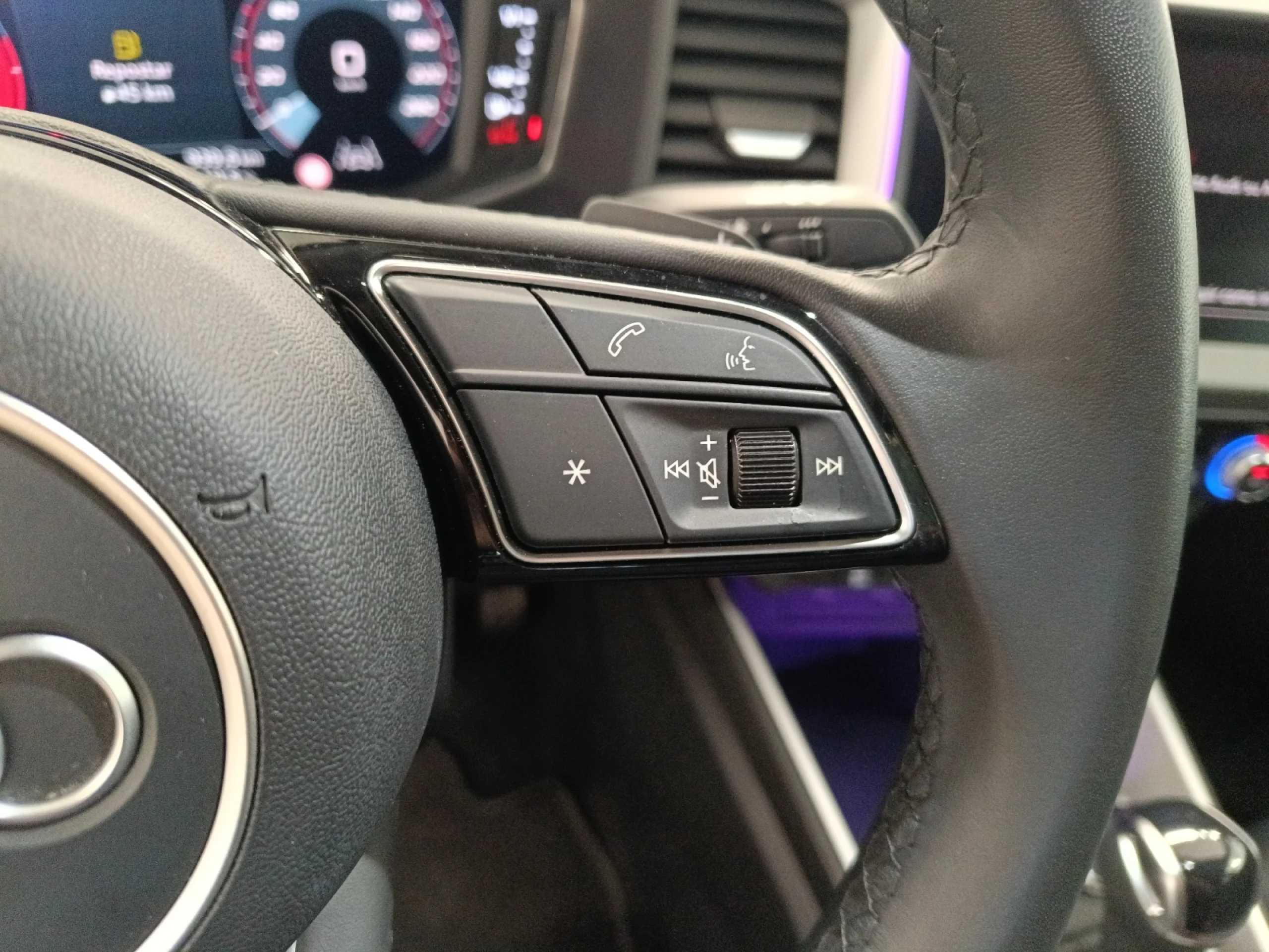 AUDI A1 SPORTBACK ADRENALIN 30 TFSI 85KW (116CV) - Foto 10