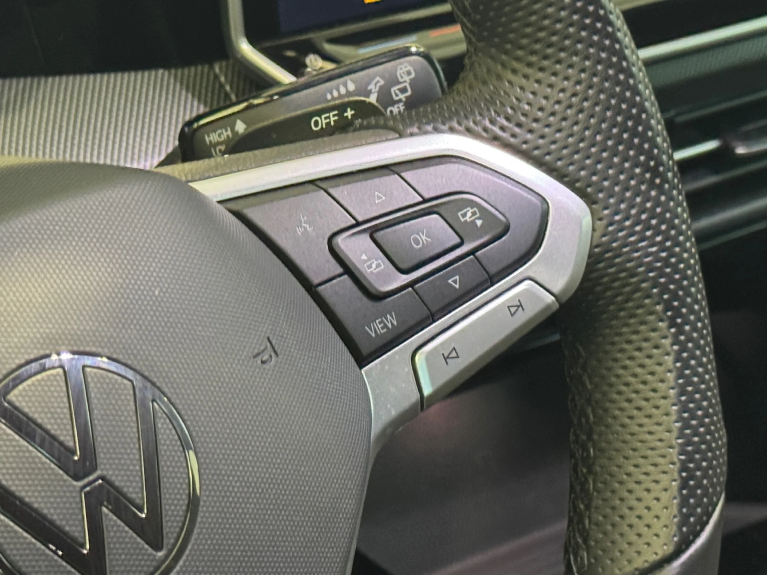 VOLKSWAGEN GOLF R LINE 2.0 TDI 110KW (150CV) DSG - Foto 10