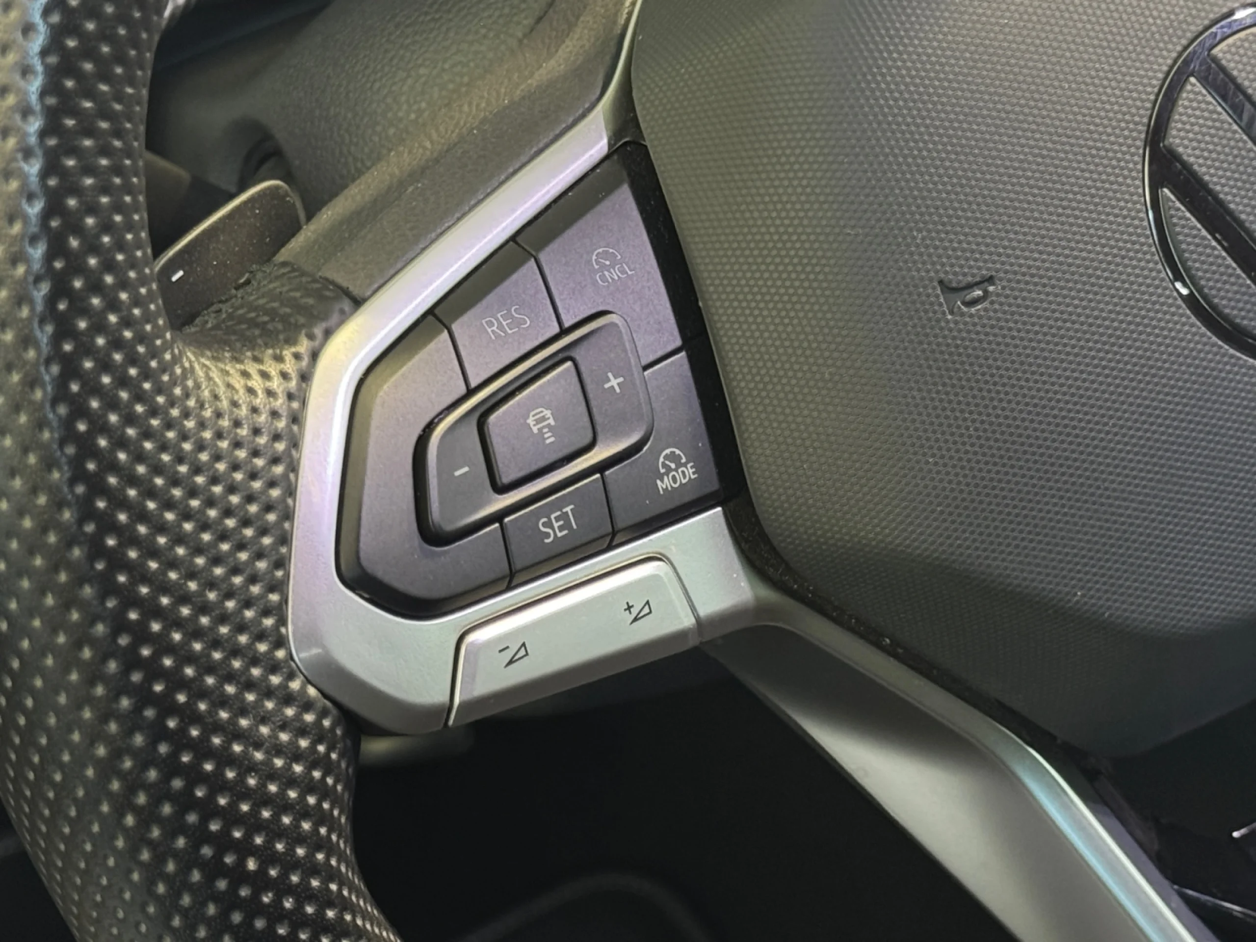 VOLKSWAGEN GOLF R LINE 2.0 TDI 110KW (150CV) DSG - Foto 11