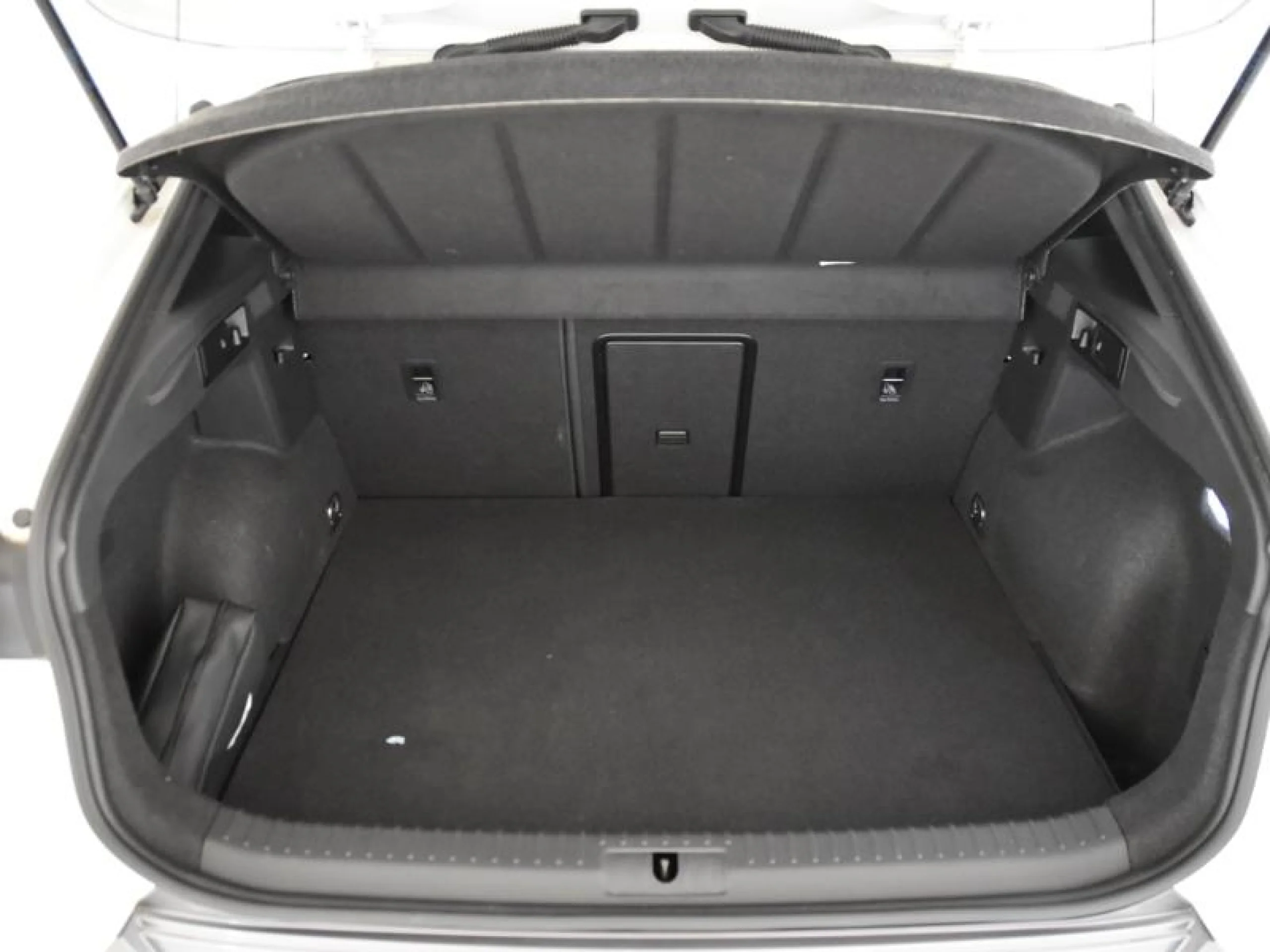 CUPRA FORMENTOR 1.4 E HYBRID 150KW (204 CV) DSG - Foto 7