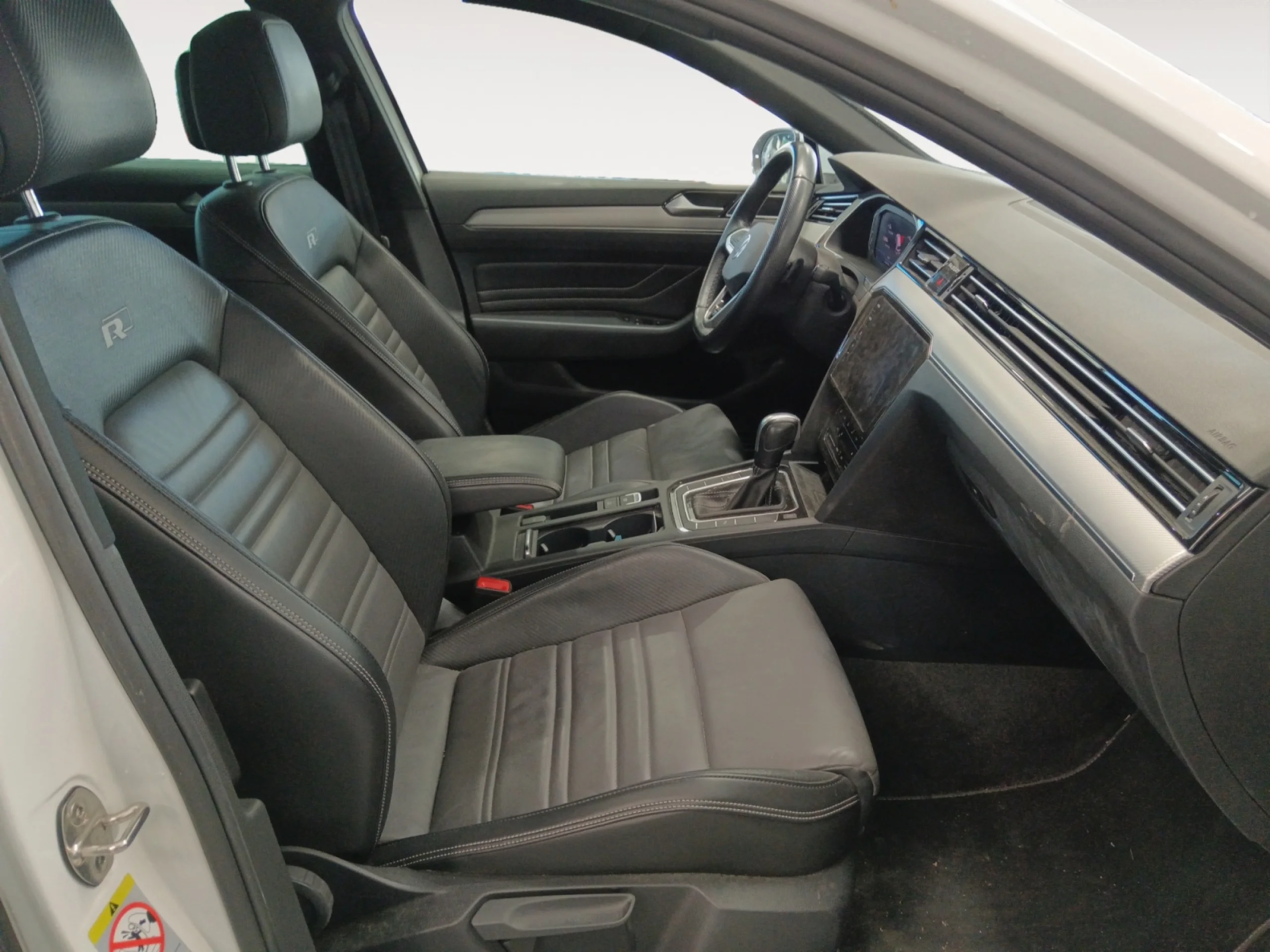 VOLKSWAGEN PASSAT VARIANT R LINE 2.0 TDI 147KW (200CV) DSG - Foto 5