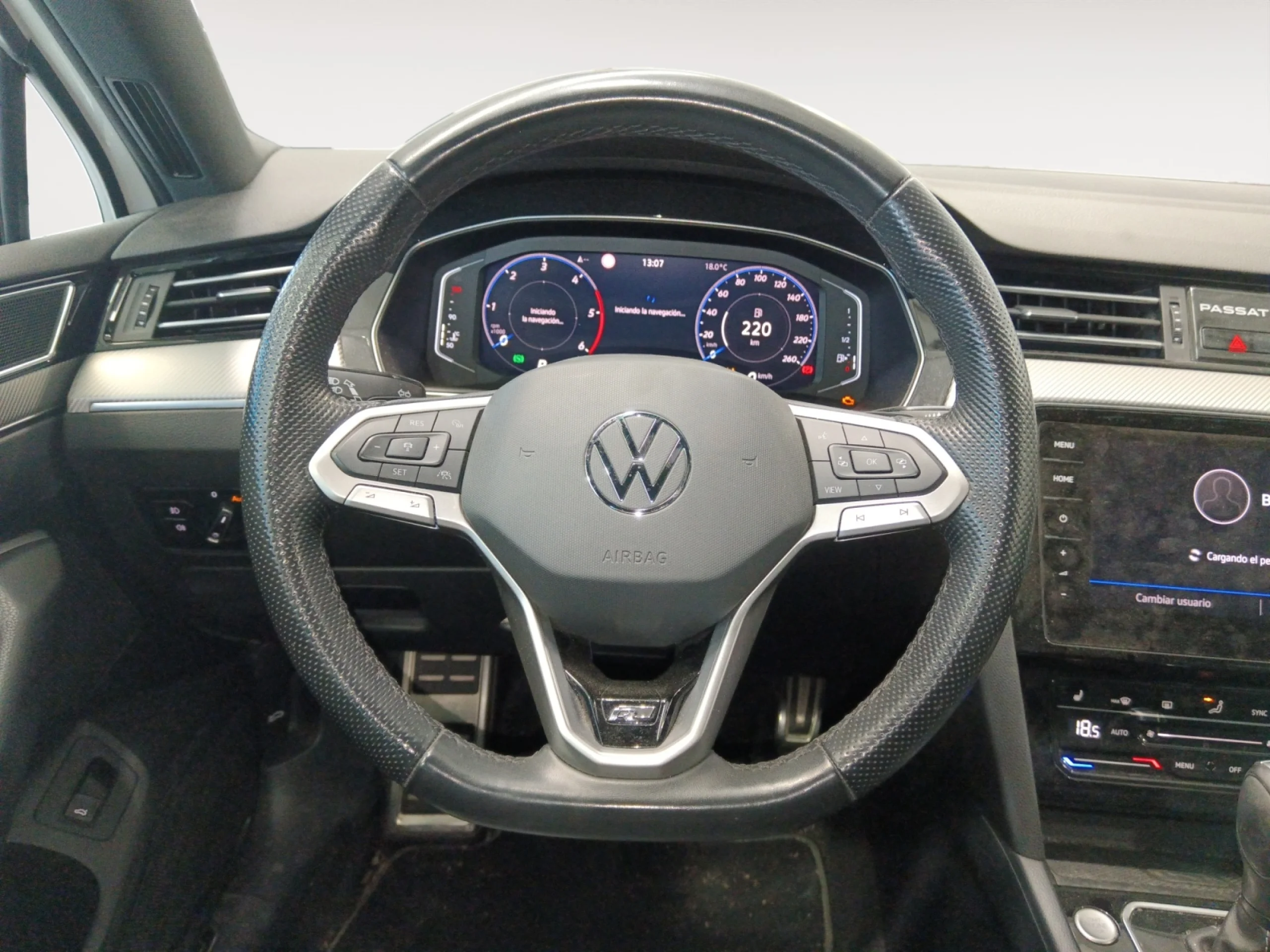 VOLKSWAGEN PASSAT VARIANT R LINE 2.0 TDI 147KW (200CV) DSG - Foto 11