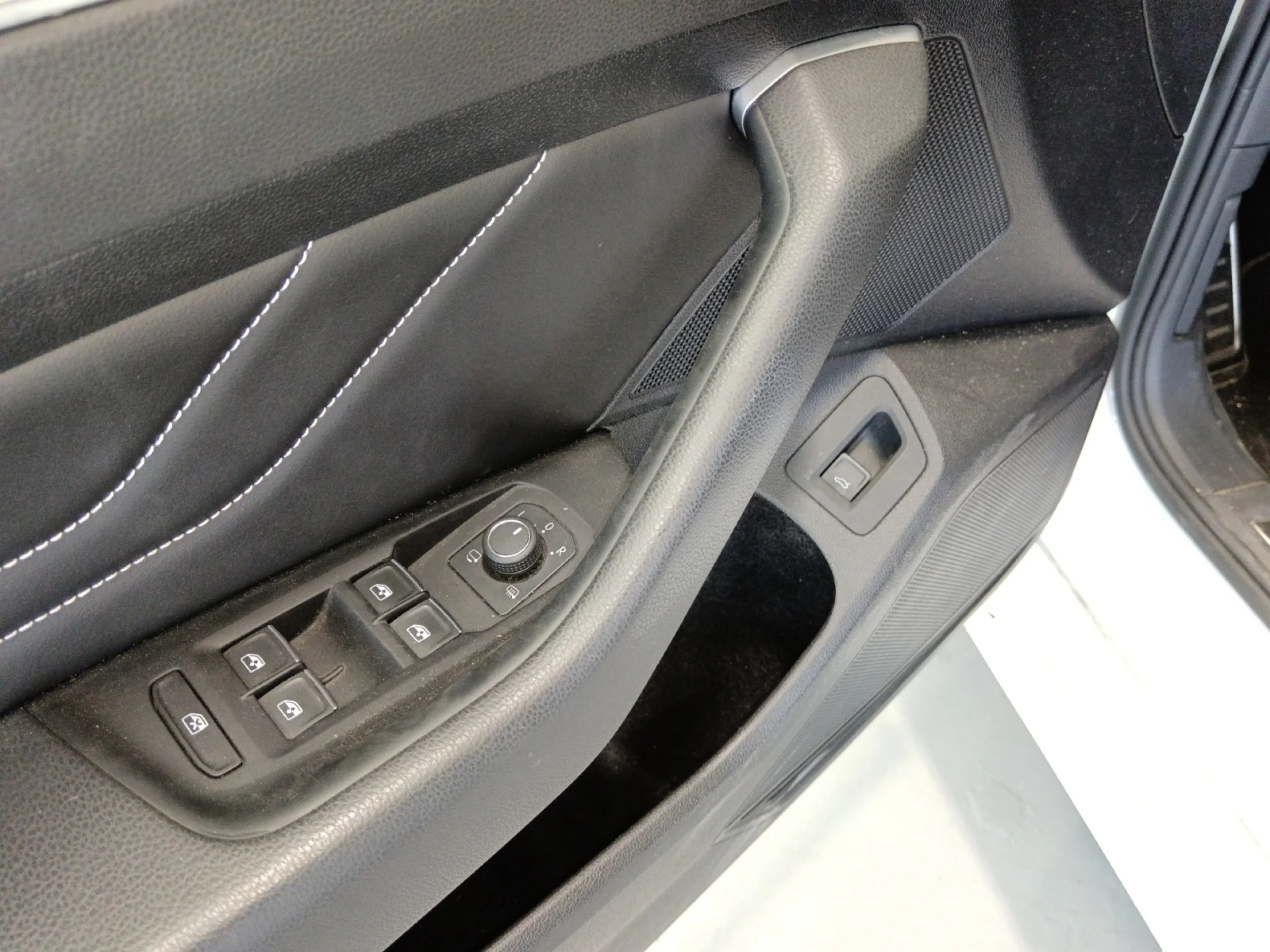 VOLKSWAGEN PASSAT VARIANT R LINE 2.0 TDI 147KW (200CV) DSG - Foto 15