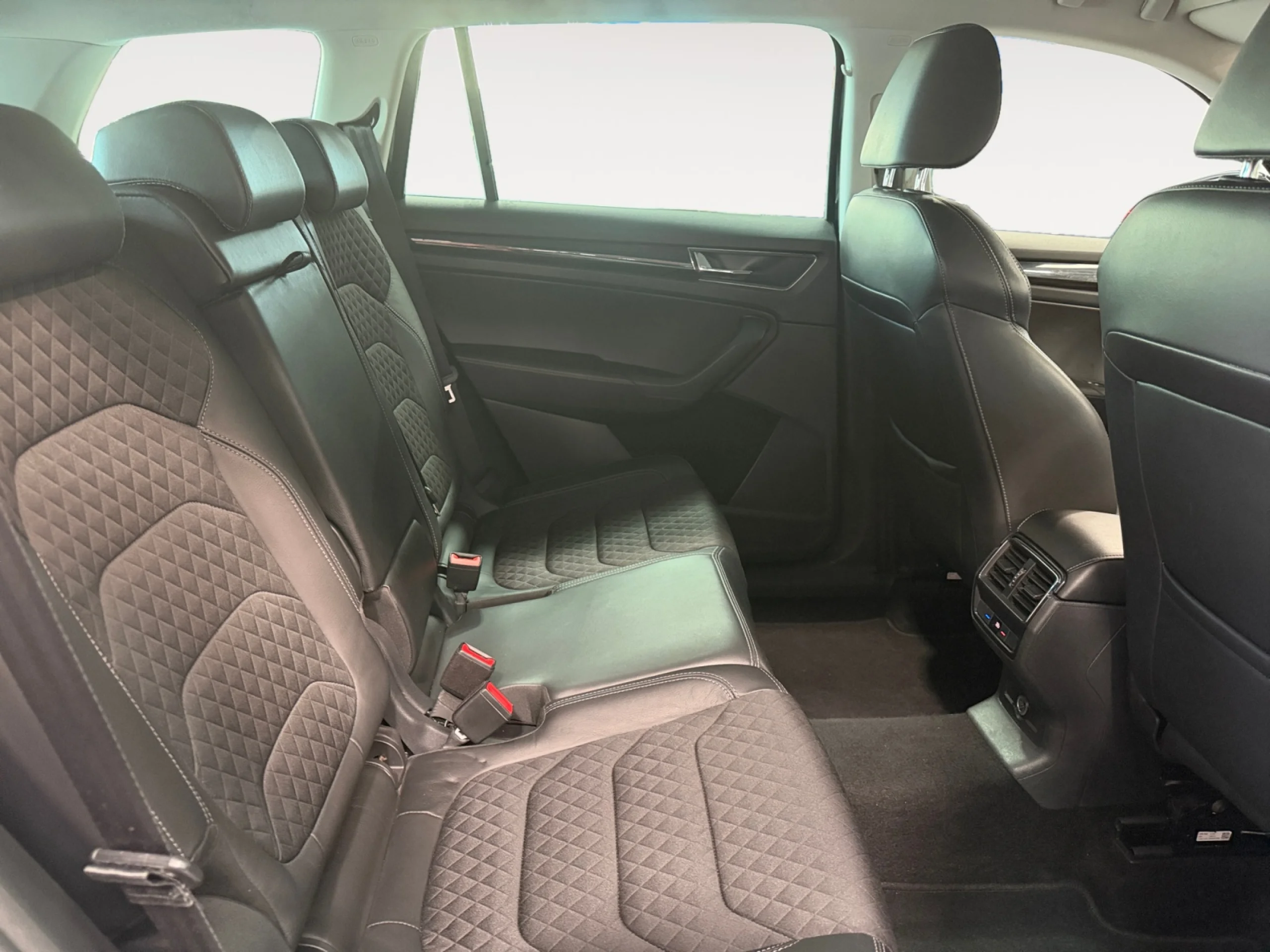 SKODA KODIAQ 2.0 TDI 110KW (150CV) DSG 4X2 STYLE - Foto 6