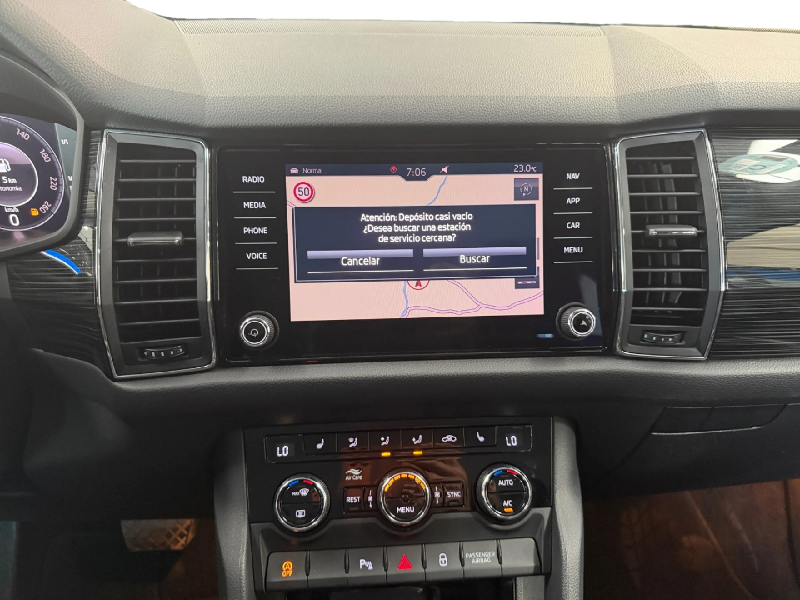 SKODA KODIAQ 2.0 TDI 110KW (150CV) DSG 4X2 STYLE - Foto 9
