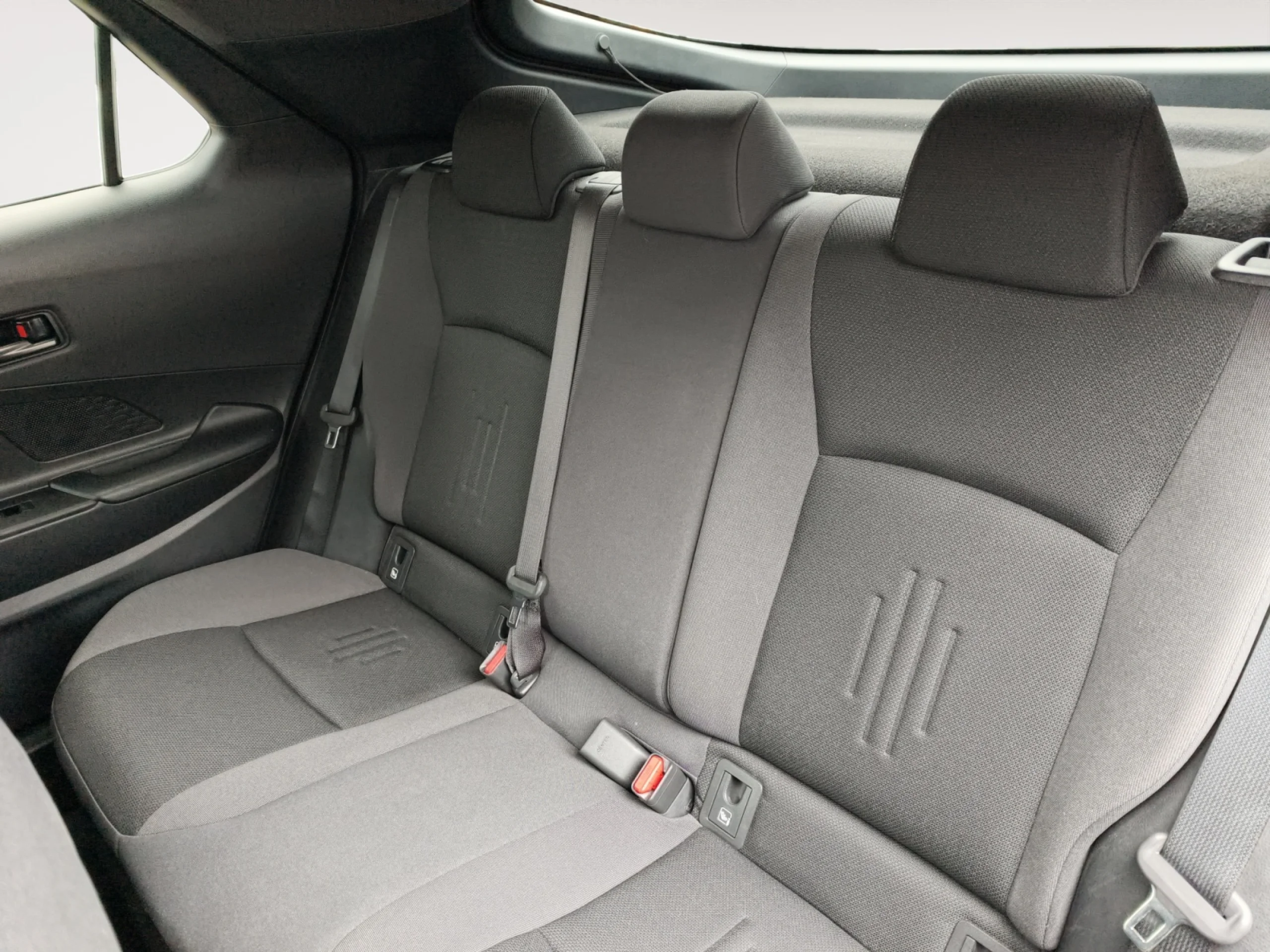 TOYOTA C HR 1.8 125H ACTIVE - Foto 6