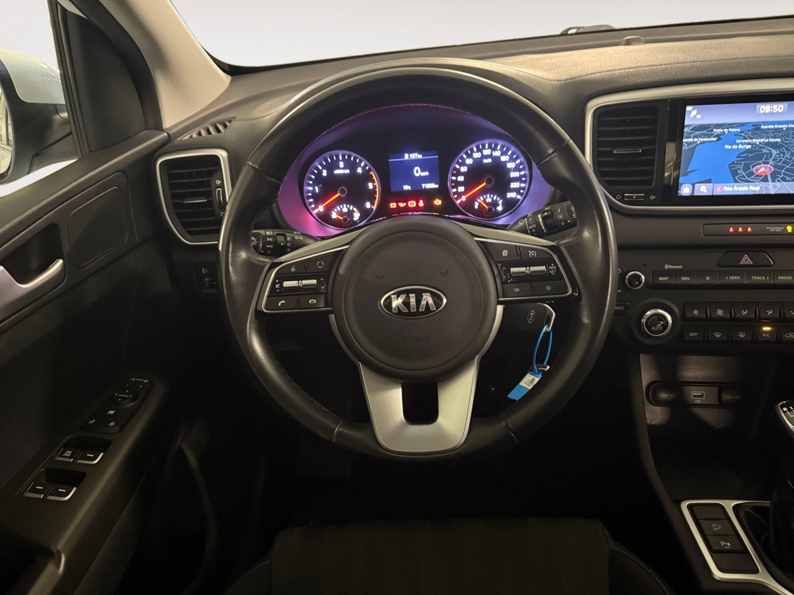 KIA SPORTAGE 1.6 CRDI MHEV 100KW (136CV) BUSINESS 4X2 - Foto 11