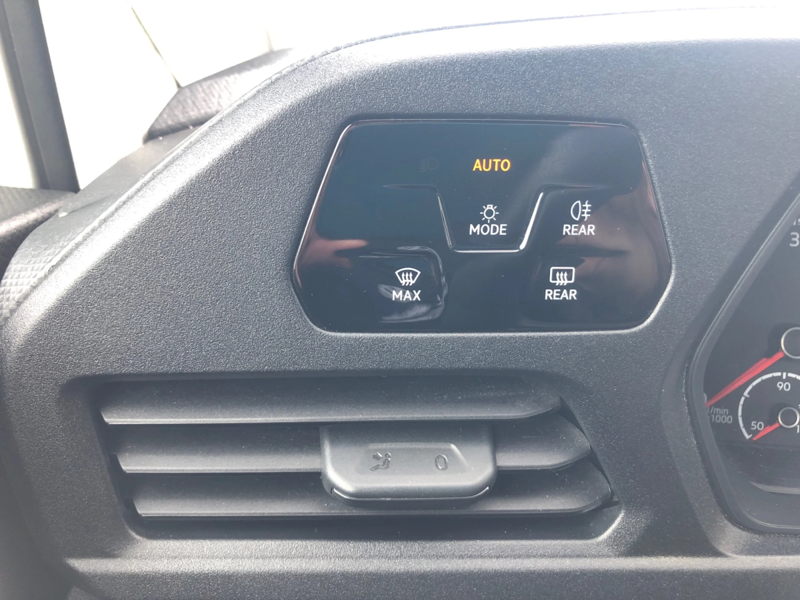 VOLKSWAGEN CADDY FURGÓN 2.0TDI 75KW - Foto 12