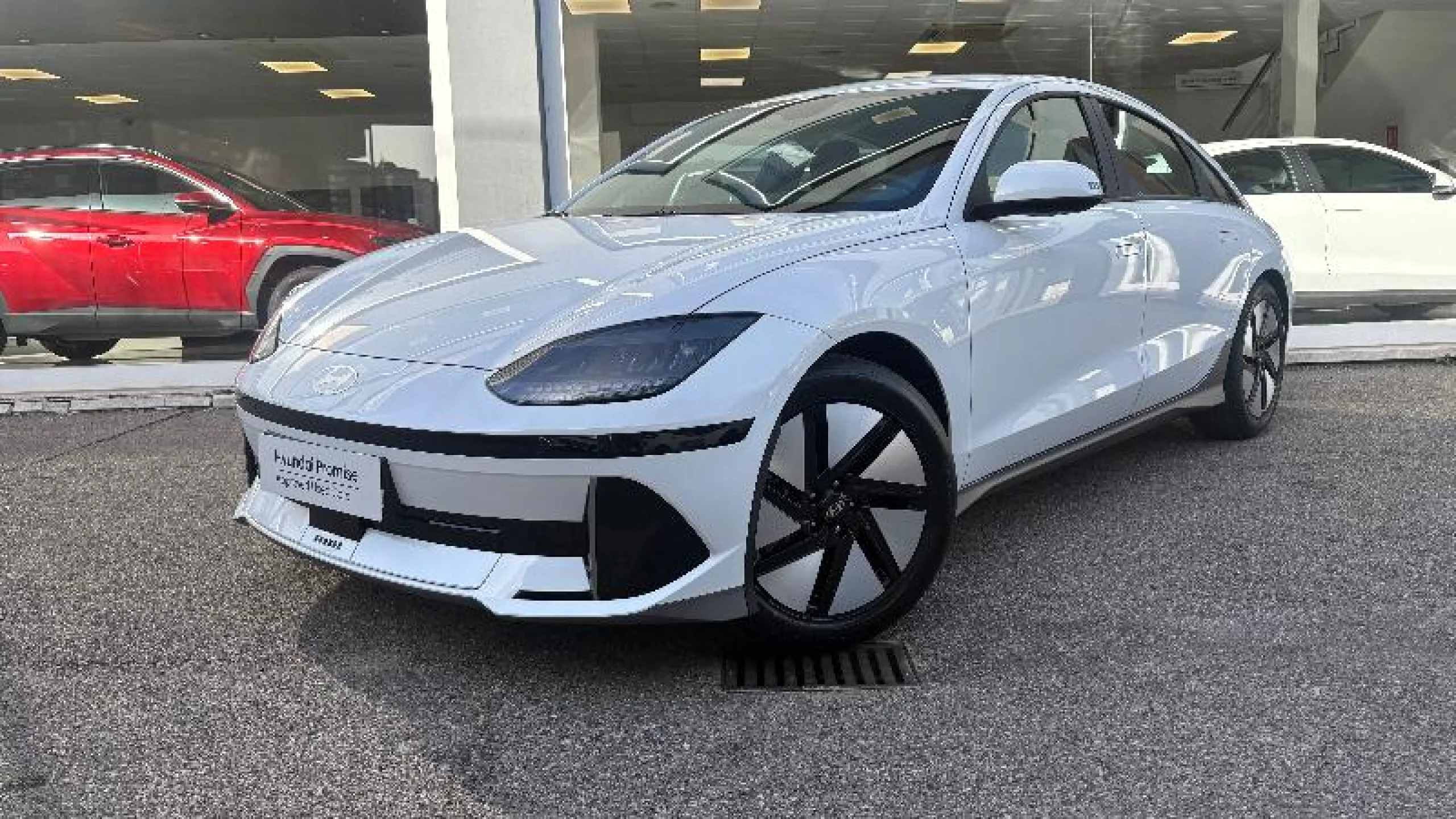 HYUNDAI Ioniq 6 77KWH 168KW STAR RWD - Foto 1