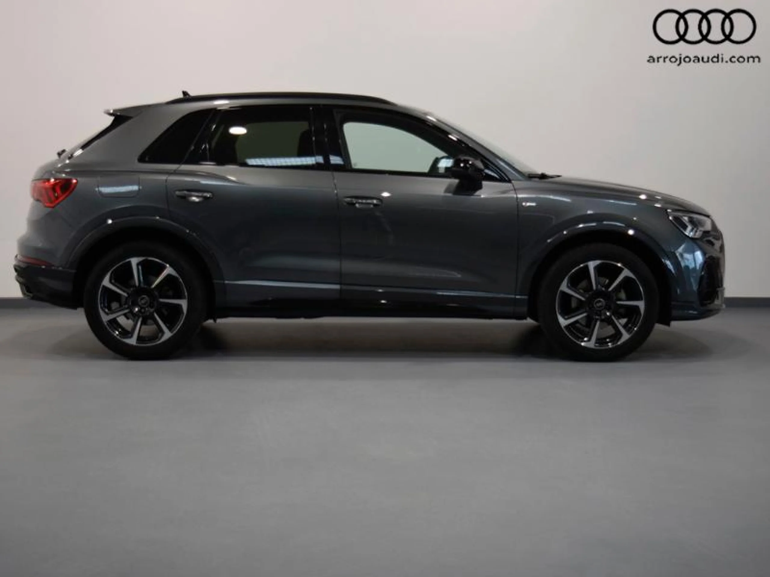 AUDI Q3 BLACK LINE 35 TFSI 110KW (150CV) S TRON - Foto 3