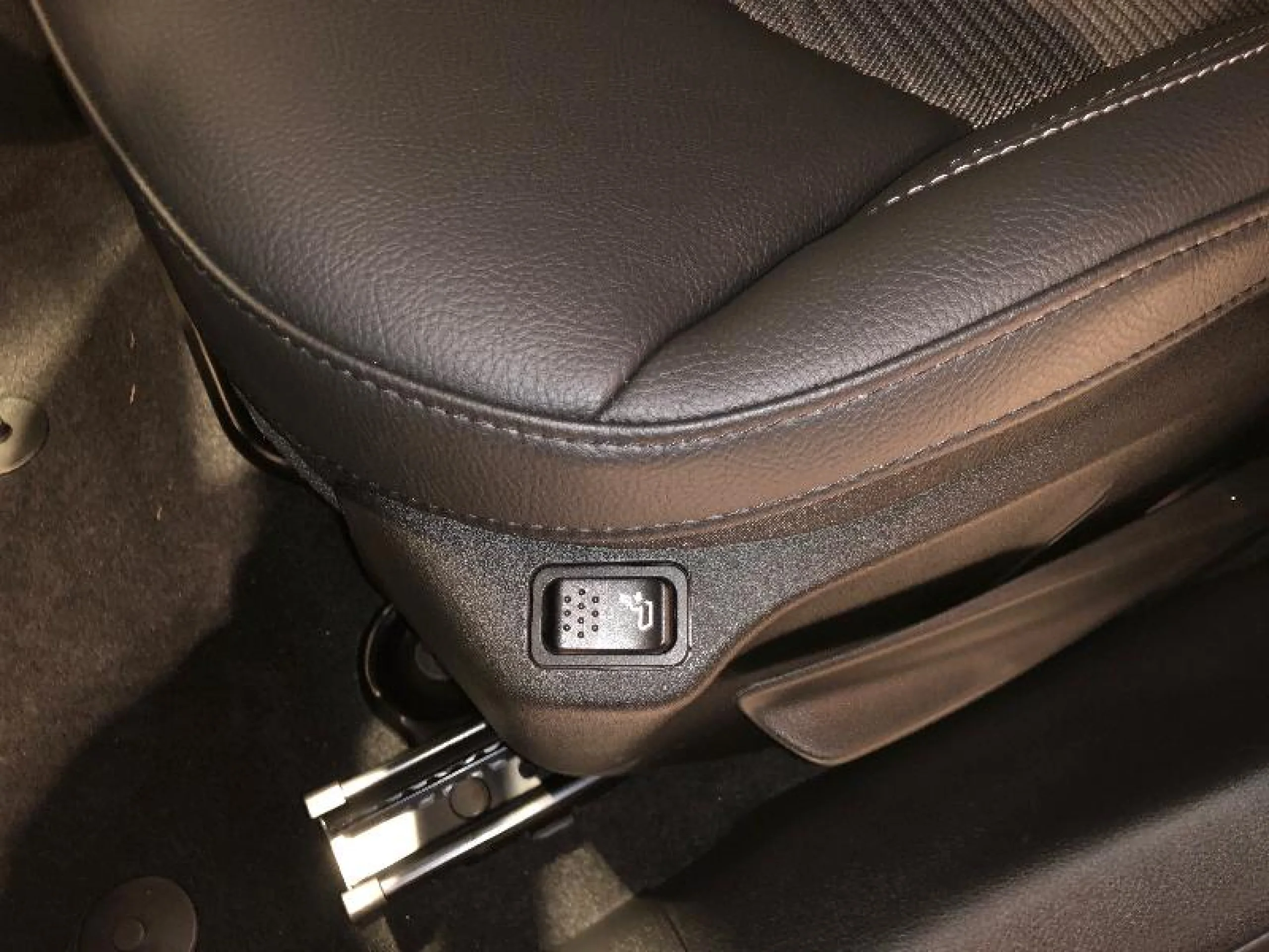 JEEP COMPASS 4XE 1.3 PHEV 140KW(190CV) LIMITED AT AWD - Foto 16