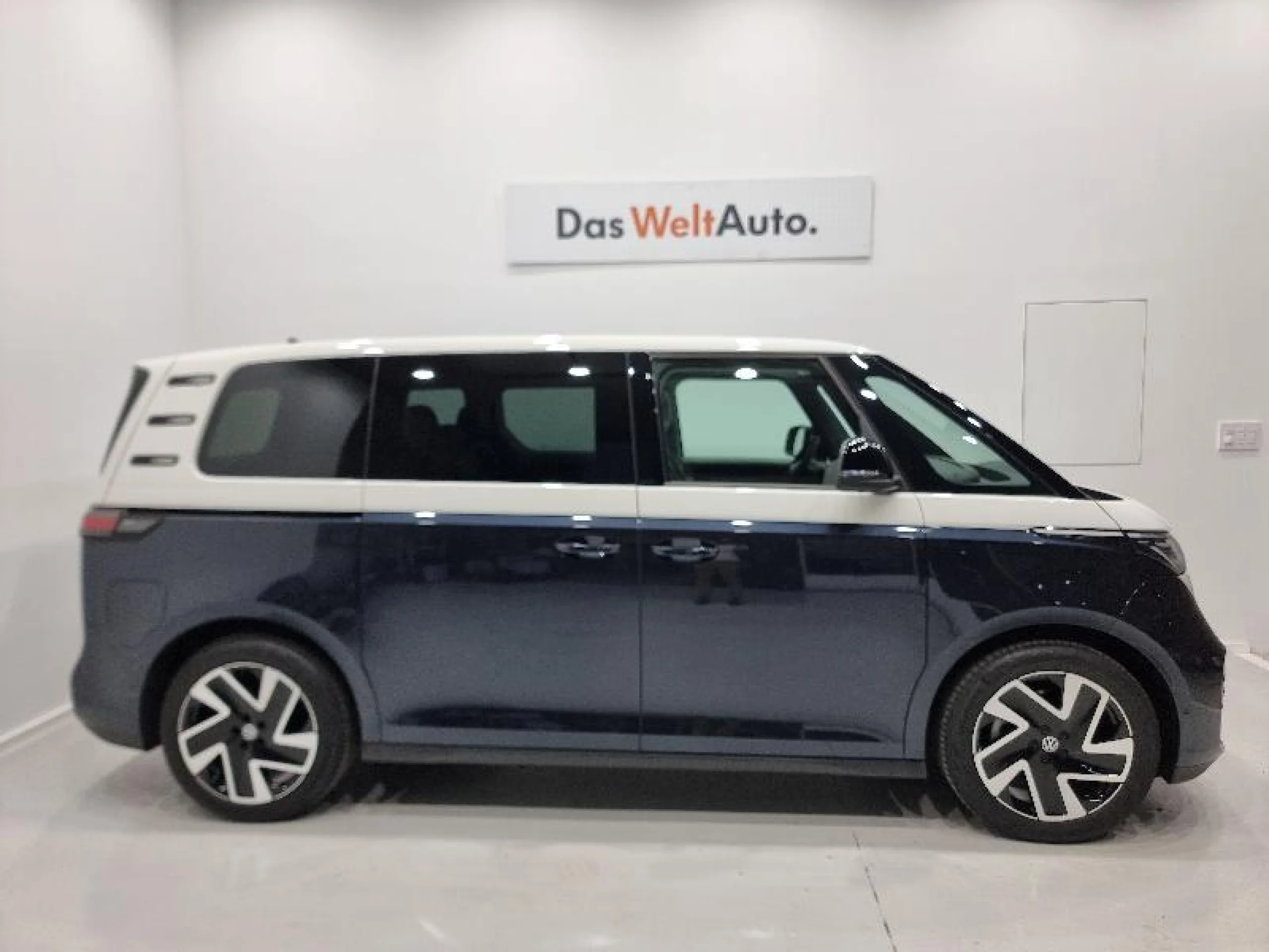 VW COMERCIALES ID. BUZZ ID. BUZZ  PRO 5 ASIENTOS BATALLA CORTA  150 KW (204 CV) 77 KWH AUT 1 VEL. - Foto 2