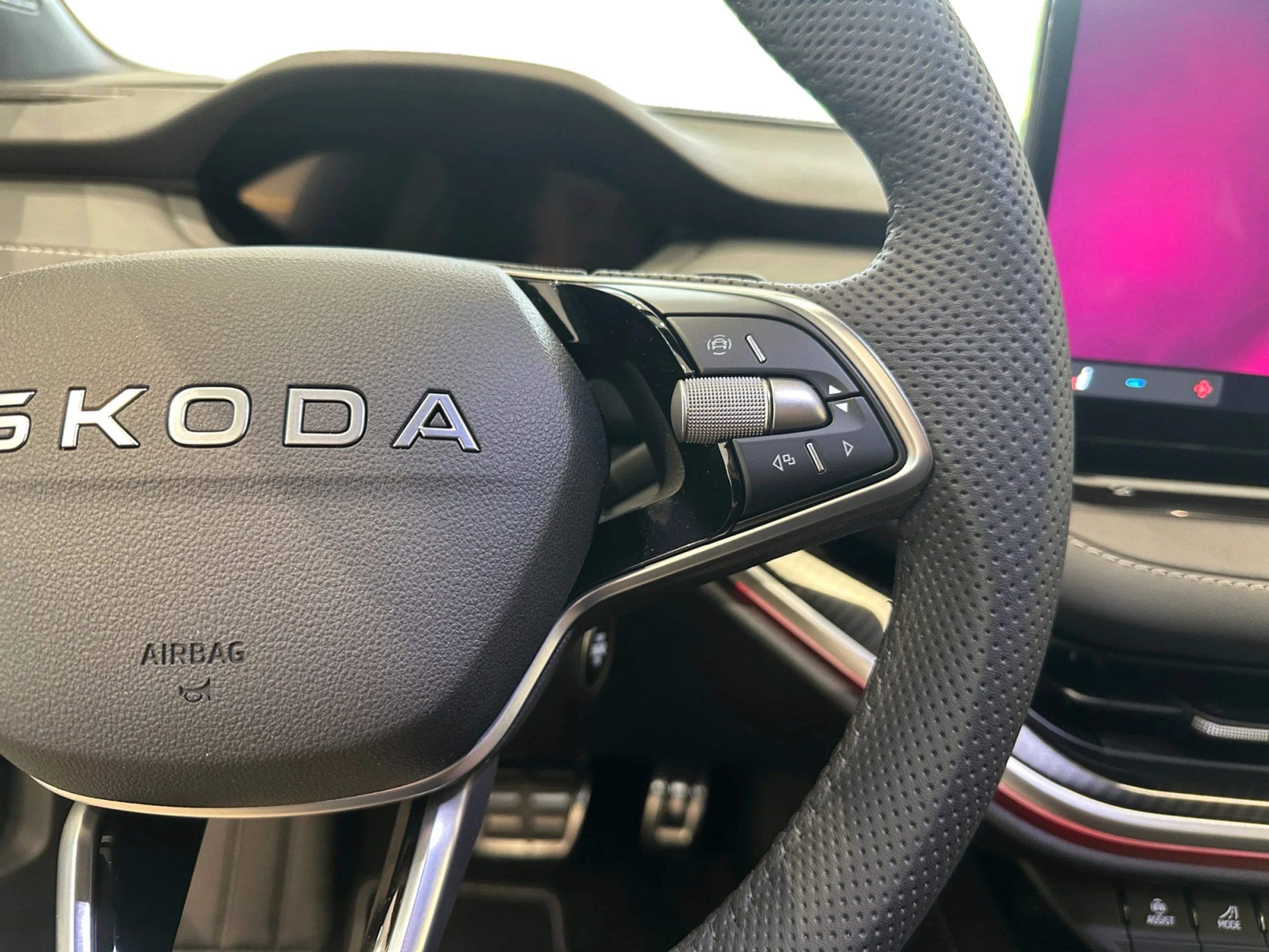 SKODA ELROQ 150 KW (204 CV) 63 KWH SPORTLINE - Foto 10
