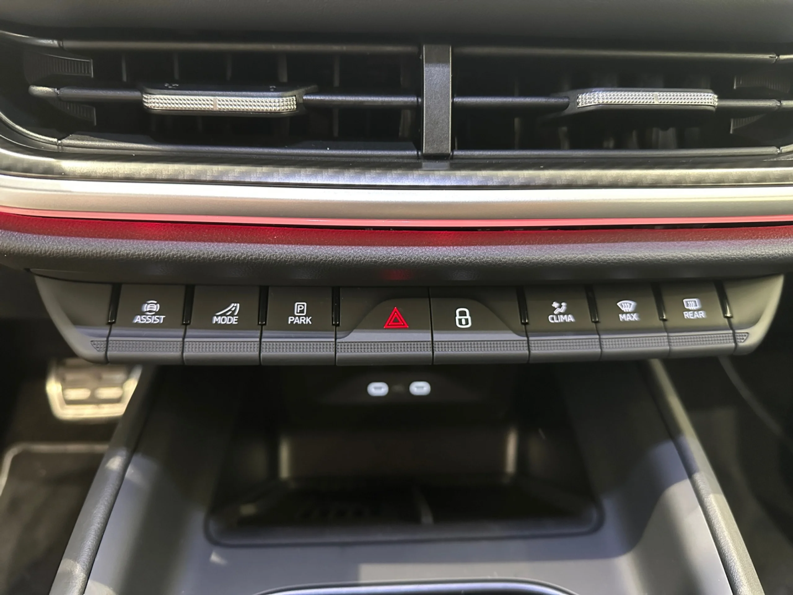 SKODA ELROQ 150 KW (204 CV) 63 KWH SPORTLINE - Foto 13