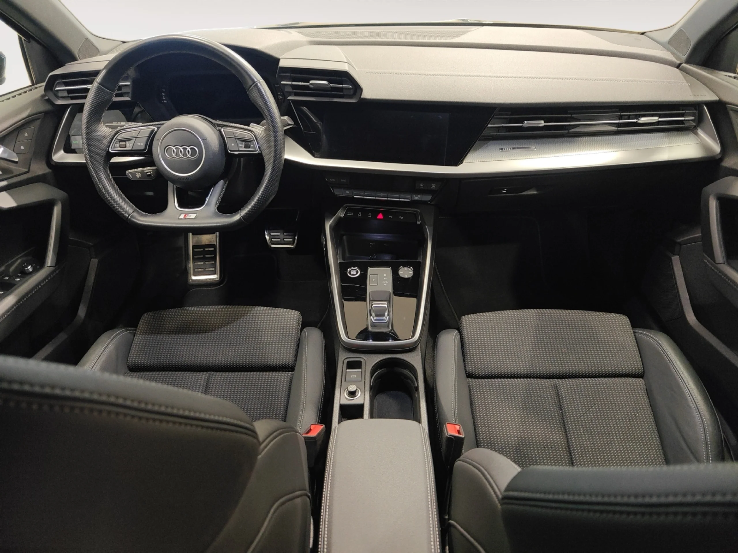 AUDI A3 SPORTBACK GENUINE 35 TFSI 110KW S TRONIC - Foto 4