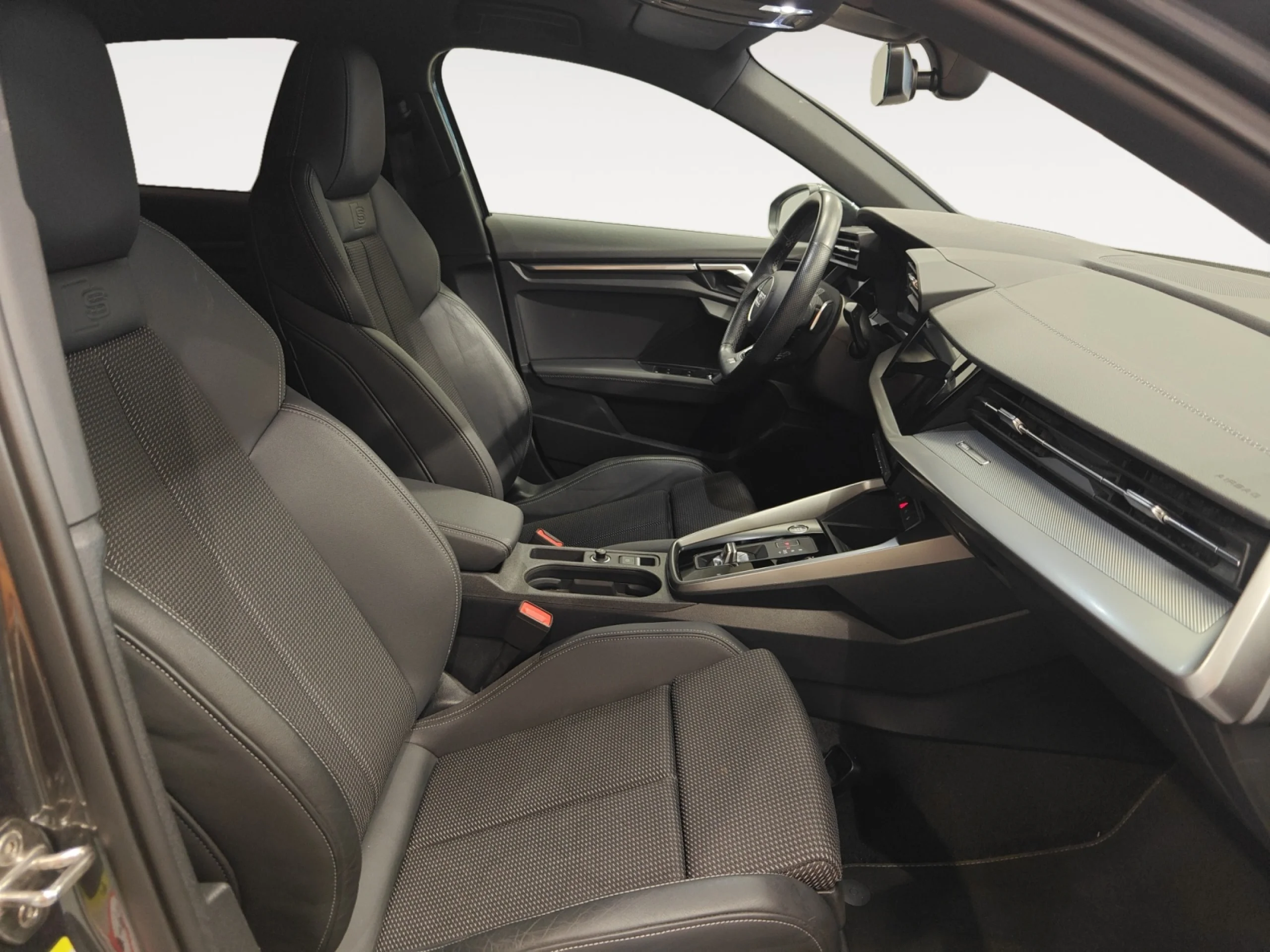 AUDI A3 SPORTBACK GENUINE 35 TFSI 110KW S TRONIC - Foto 5