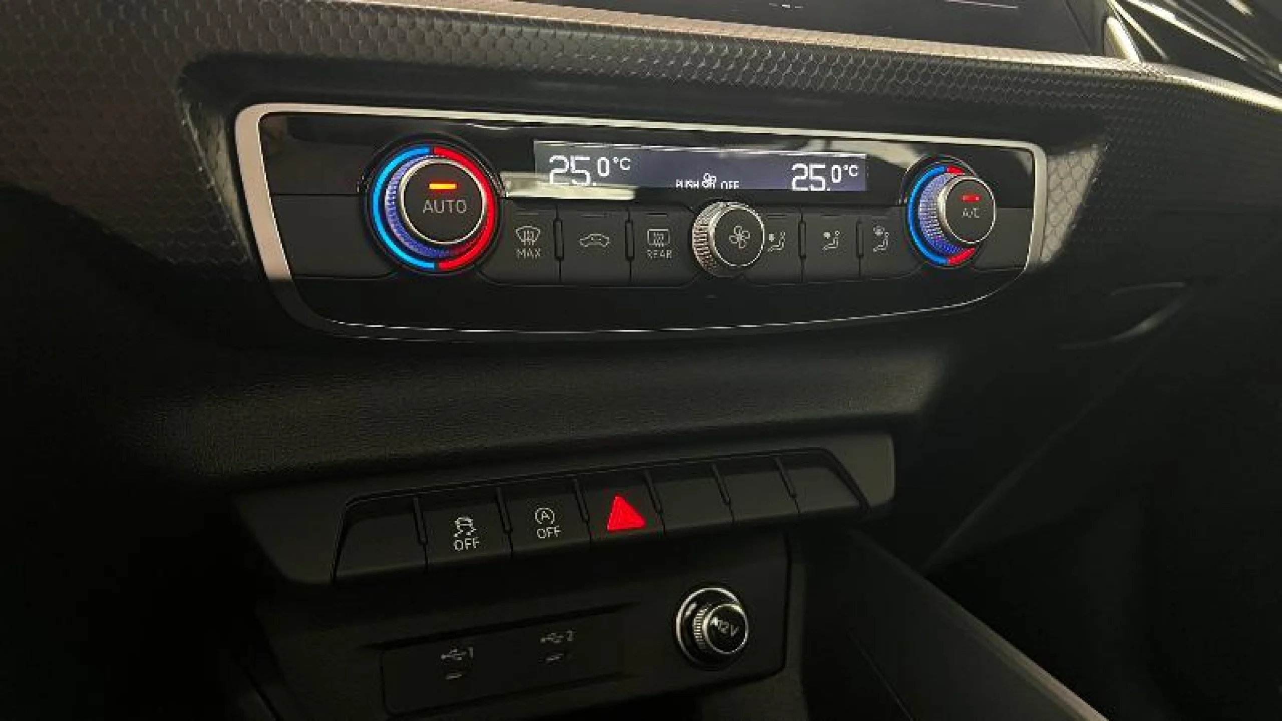 AUDI A1 SPORTBACK ADVANCED 25 TFSI 70KW (95CV) - Foto 14