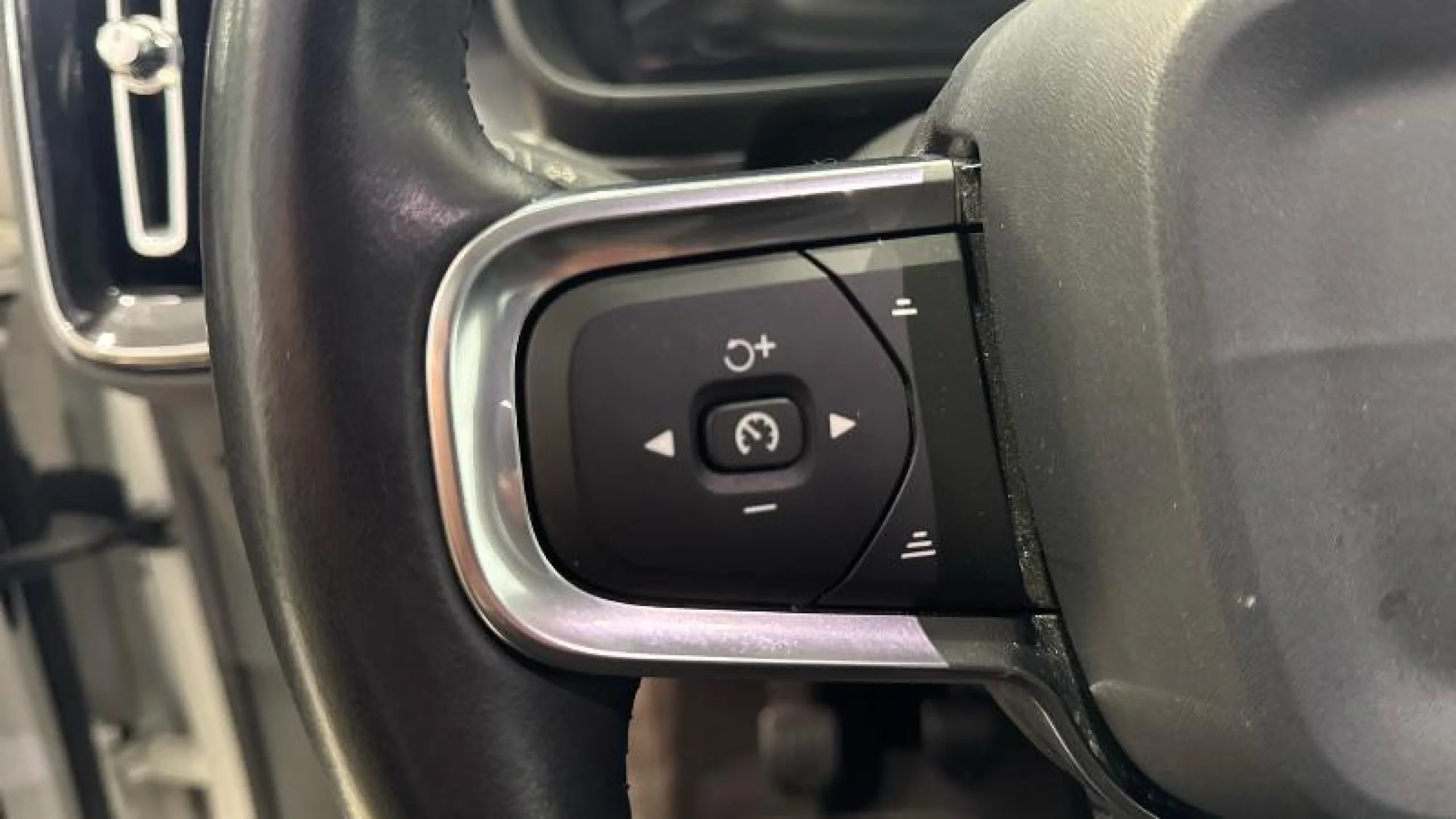 VOLVO XC40 1.5 T3 BUSINESS PLUS - Foto 17