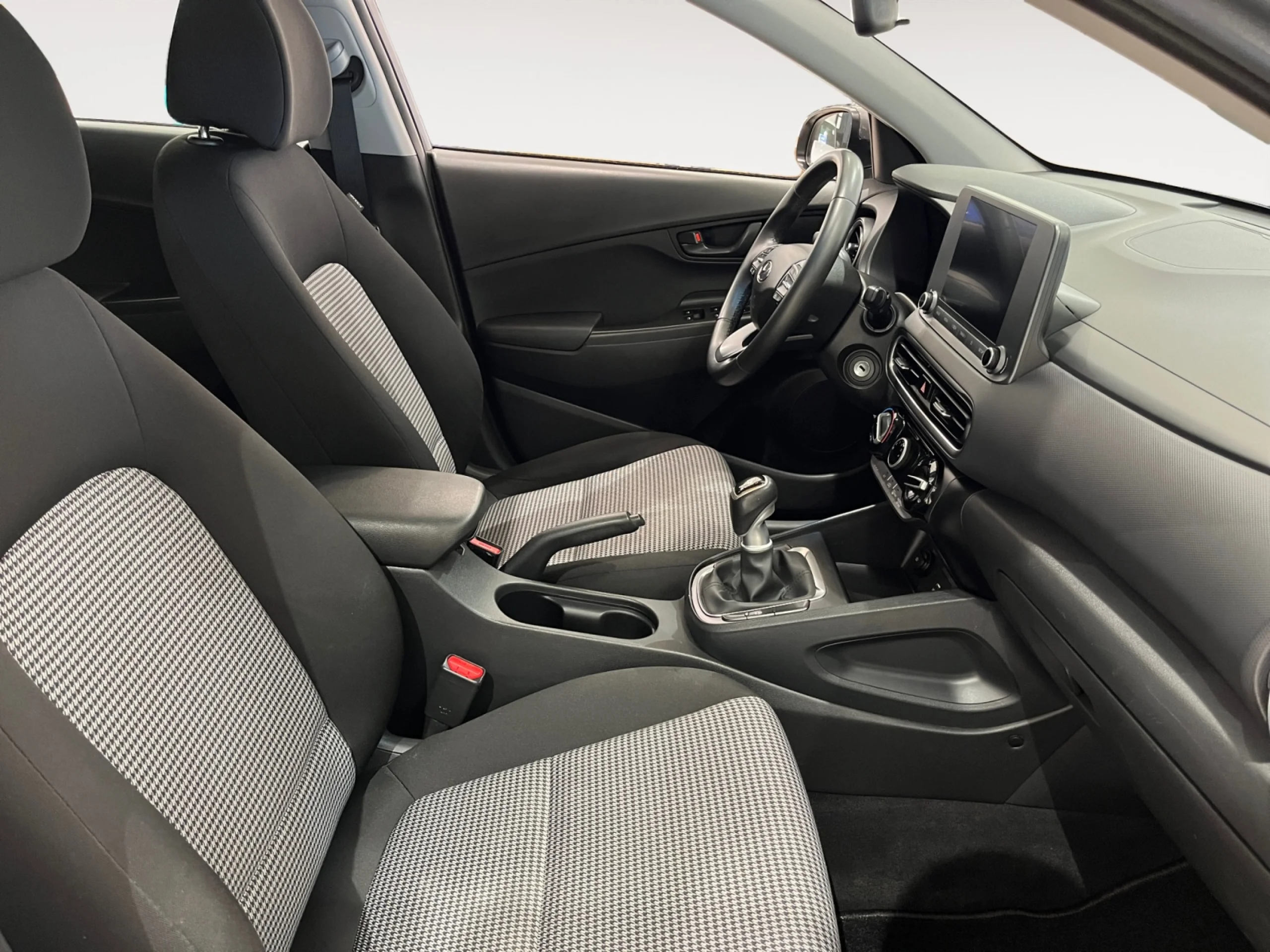 HYUNDAI KONA 1.0 TGDI KLASS 4X2 - Foto 5