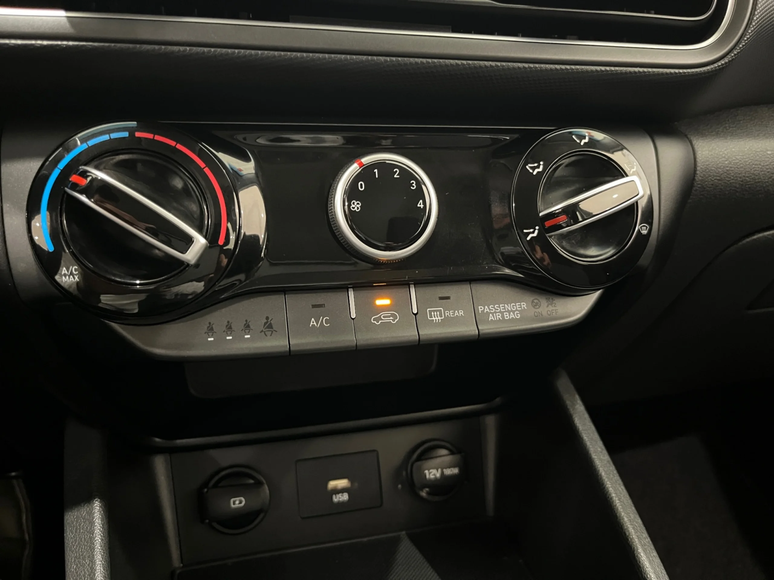 HYUNDAI KONA 1.0 TGDI KLASS 4X2 - Foto 17