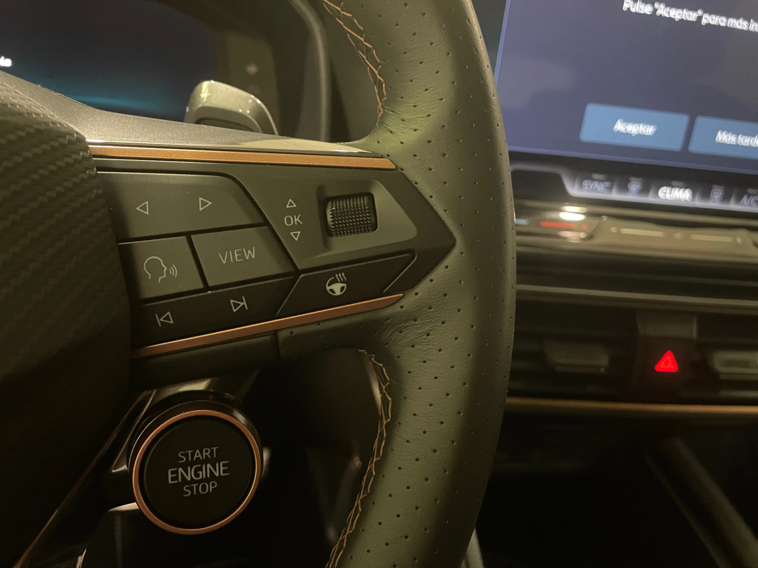 CUPRA LEON 1.5 ETSI 110KW (150CV) DSG - Foto 10