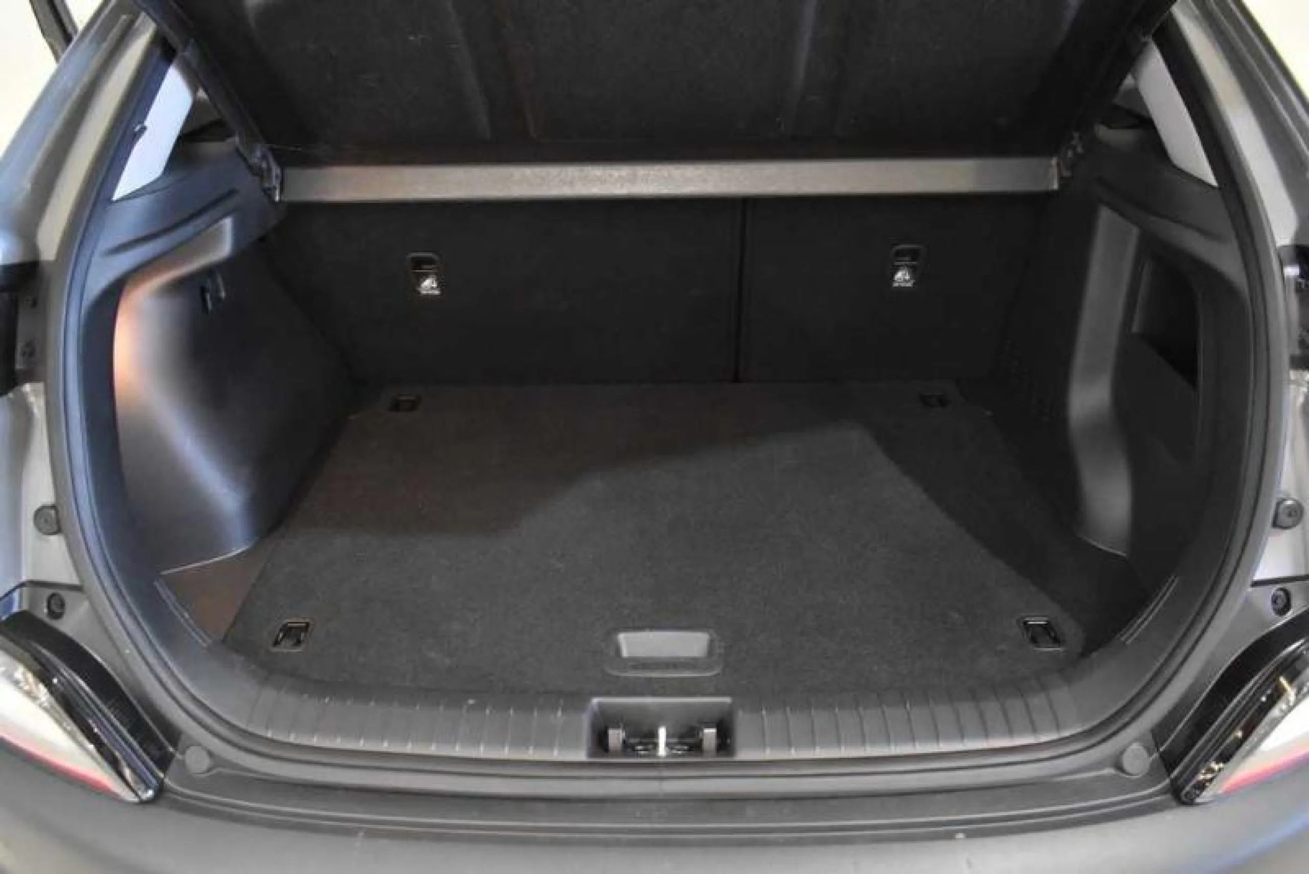 HYUNDAI KONA 1.0 TGDI MAXX 4X2 - Foto 9