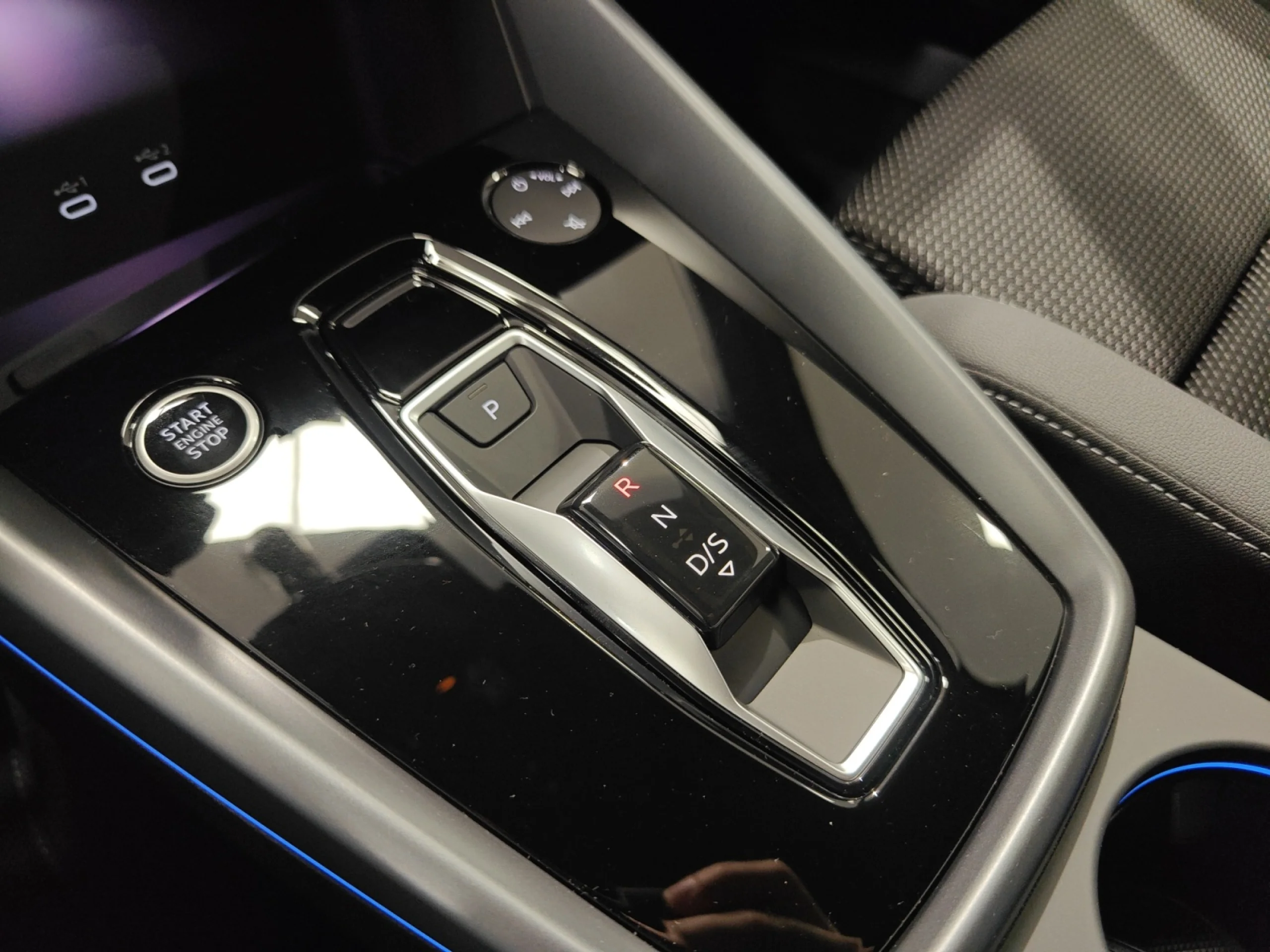 AUDI A3 ALLSTREET GENUINE TDI 110KW S TRONIC - Foto 17