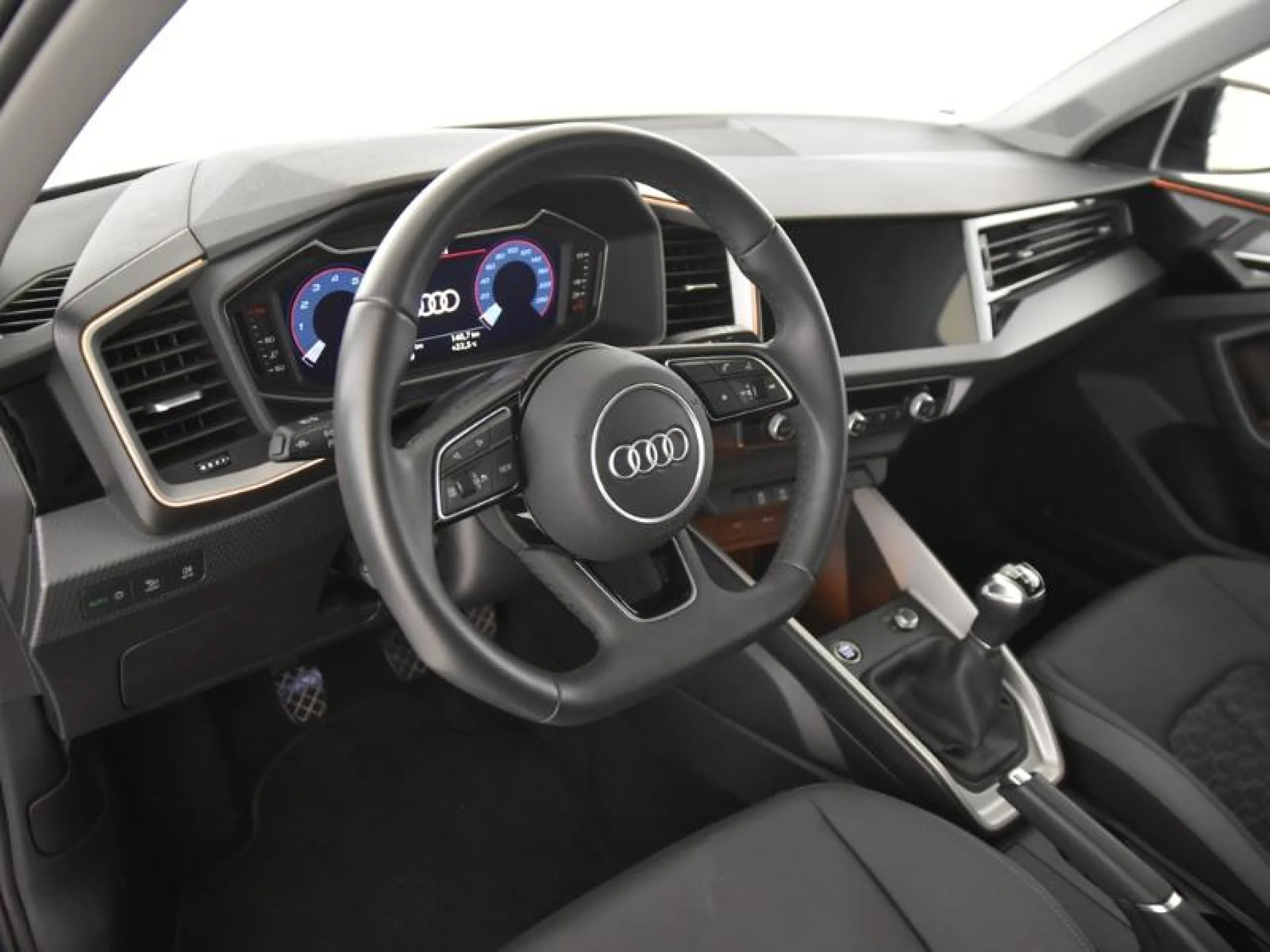 AUDI A1 SPORTBACK ADRENALIN BLACK ED 30TFSI 85KW - Foto 9