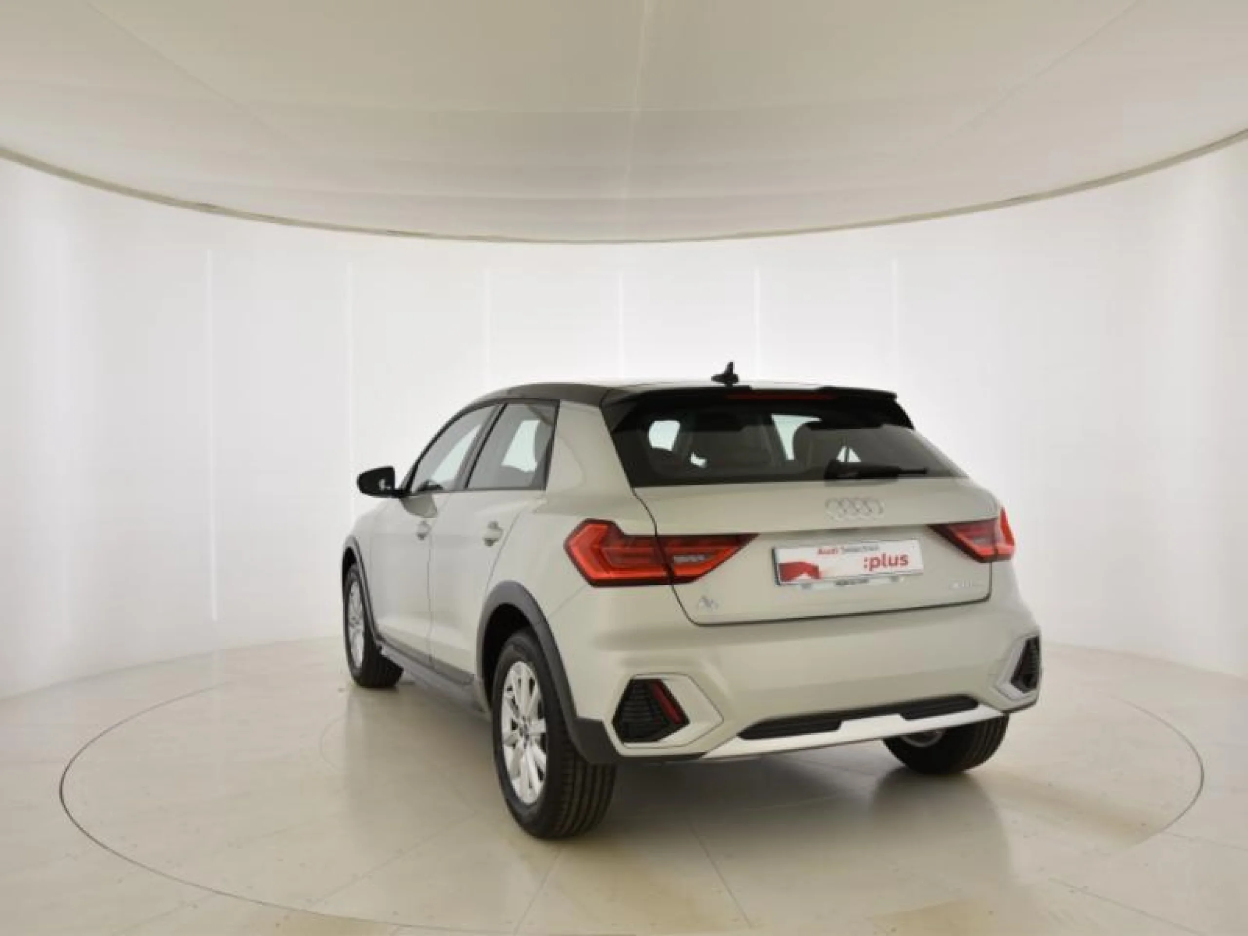 AUDI A1 ALLSTREET 30 TFSI 81KW (110CV) - Foto 2
