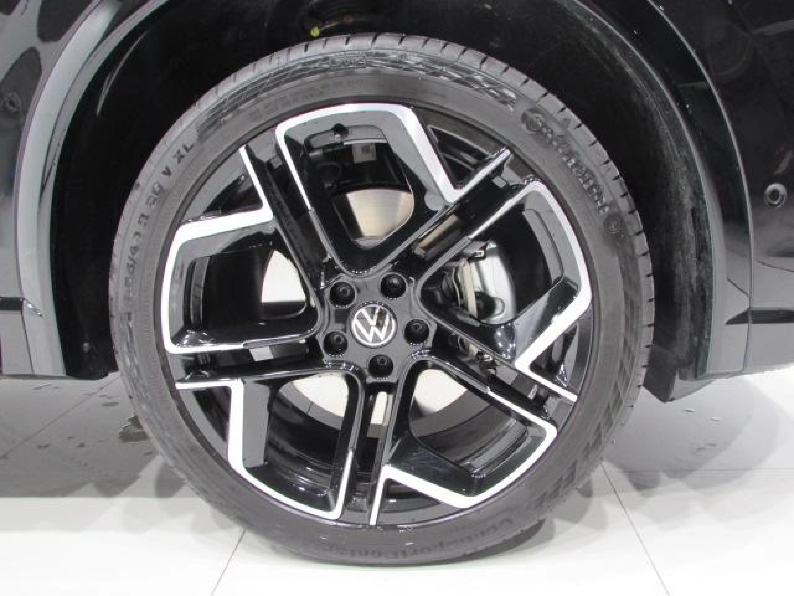VOLKSWAGEN TIGUAN TIGUAN R LINE 2.0 TDI 4MOTION 142 KW (193 CV)  AUTOM TICO DSG 7 VEL. - Foto 8