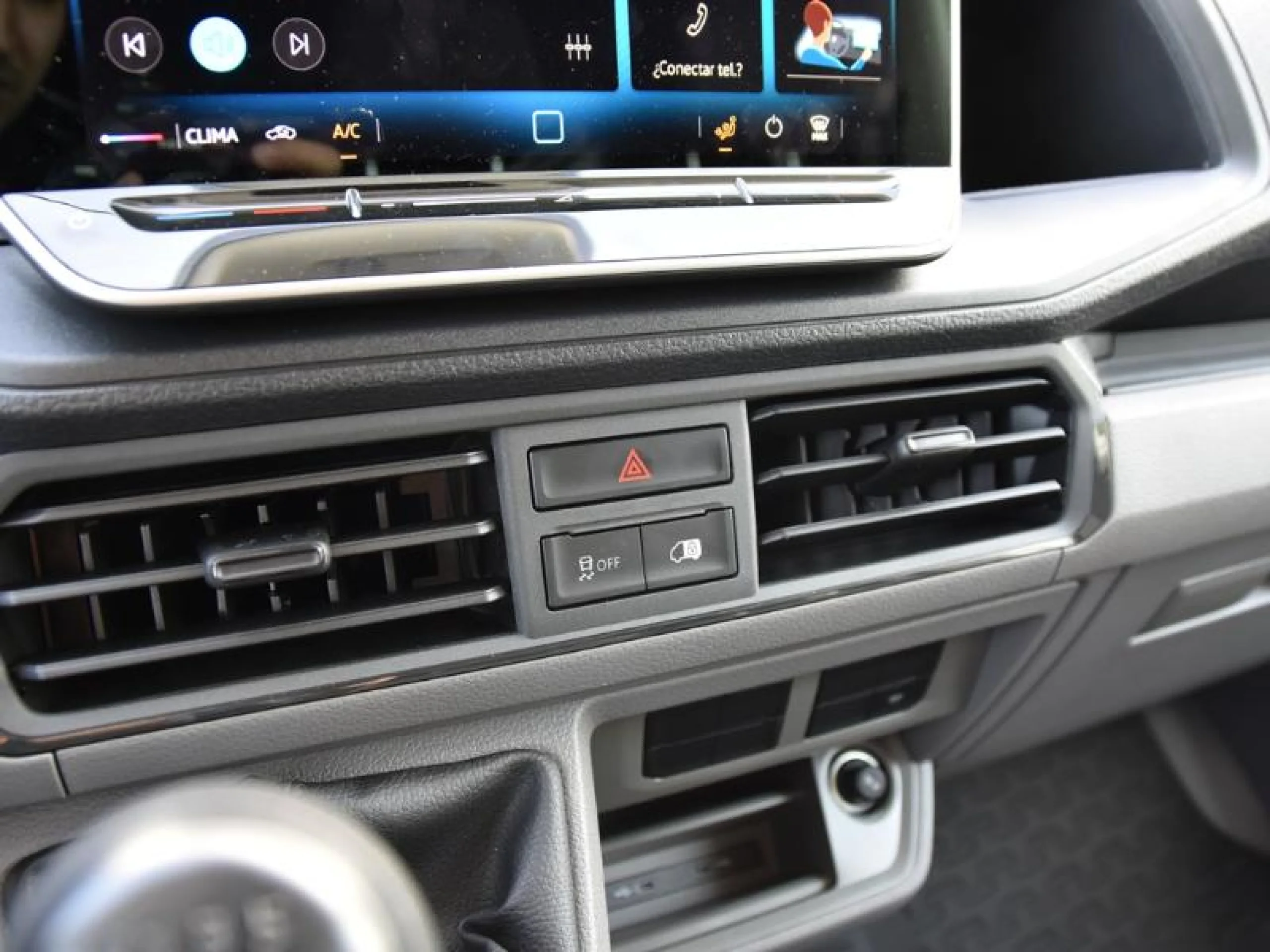 VOLKSWAGEN CRAFTER 35 FURGÓN BM TN L3H2 2.0TDI 103KW(140CV) - Foto 10