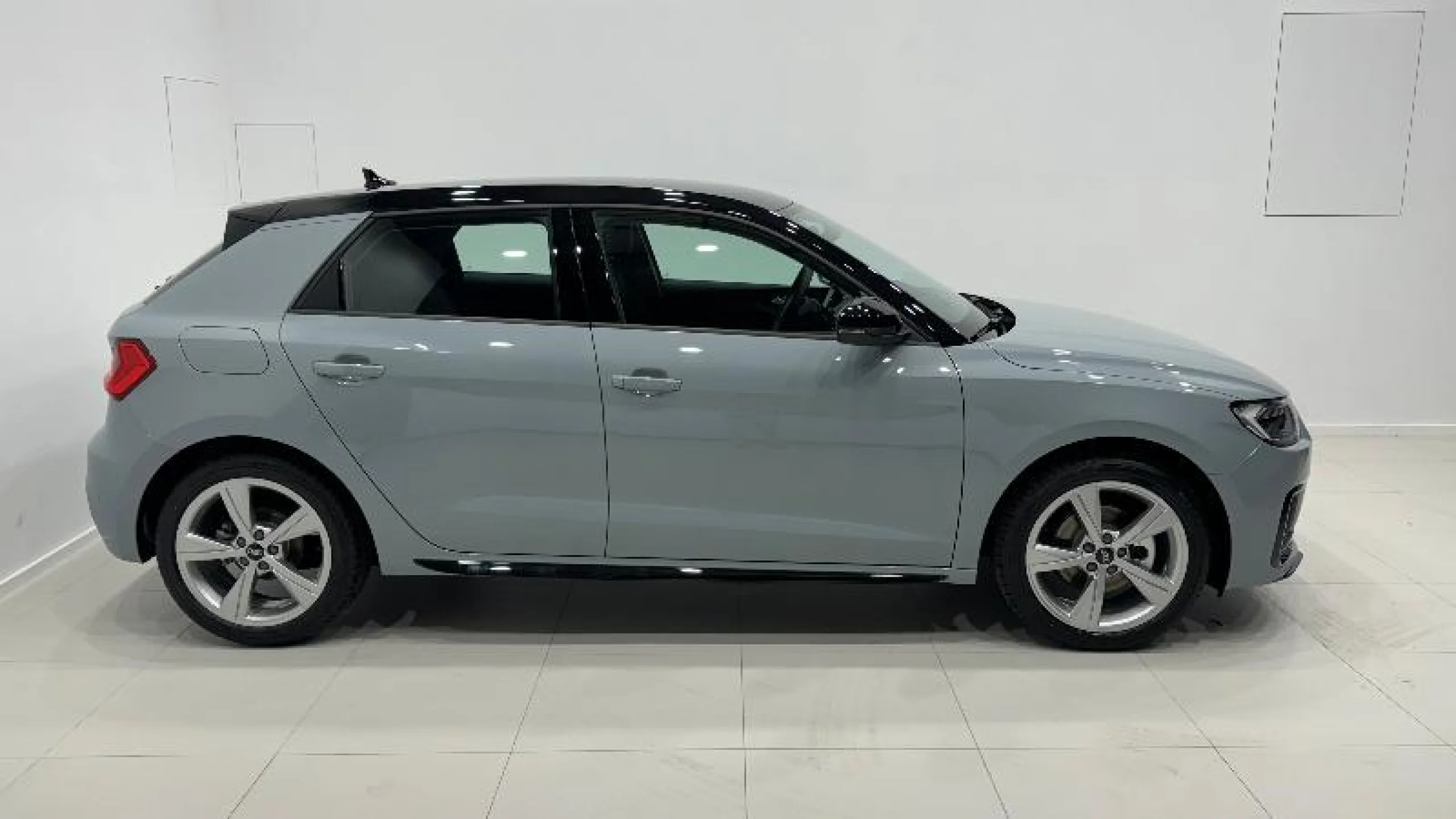 AUDI A1 SPORTBACK ADVANCED 30 TFSI 81KW (110CV) - Foto 3