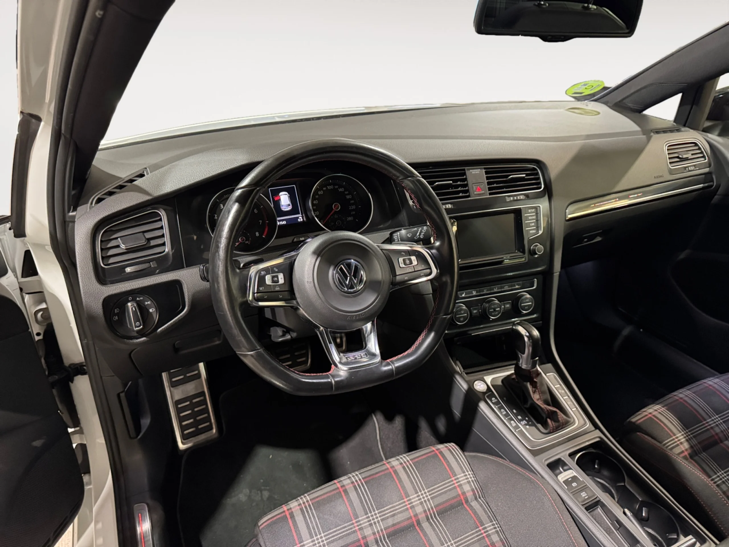 VOLKSWAGEN GOLF 2.0 TSI 210CV DSG 6 VEL GTI - Foto 4