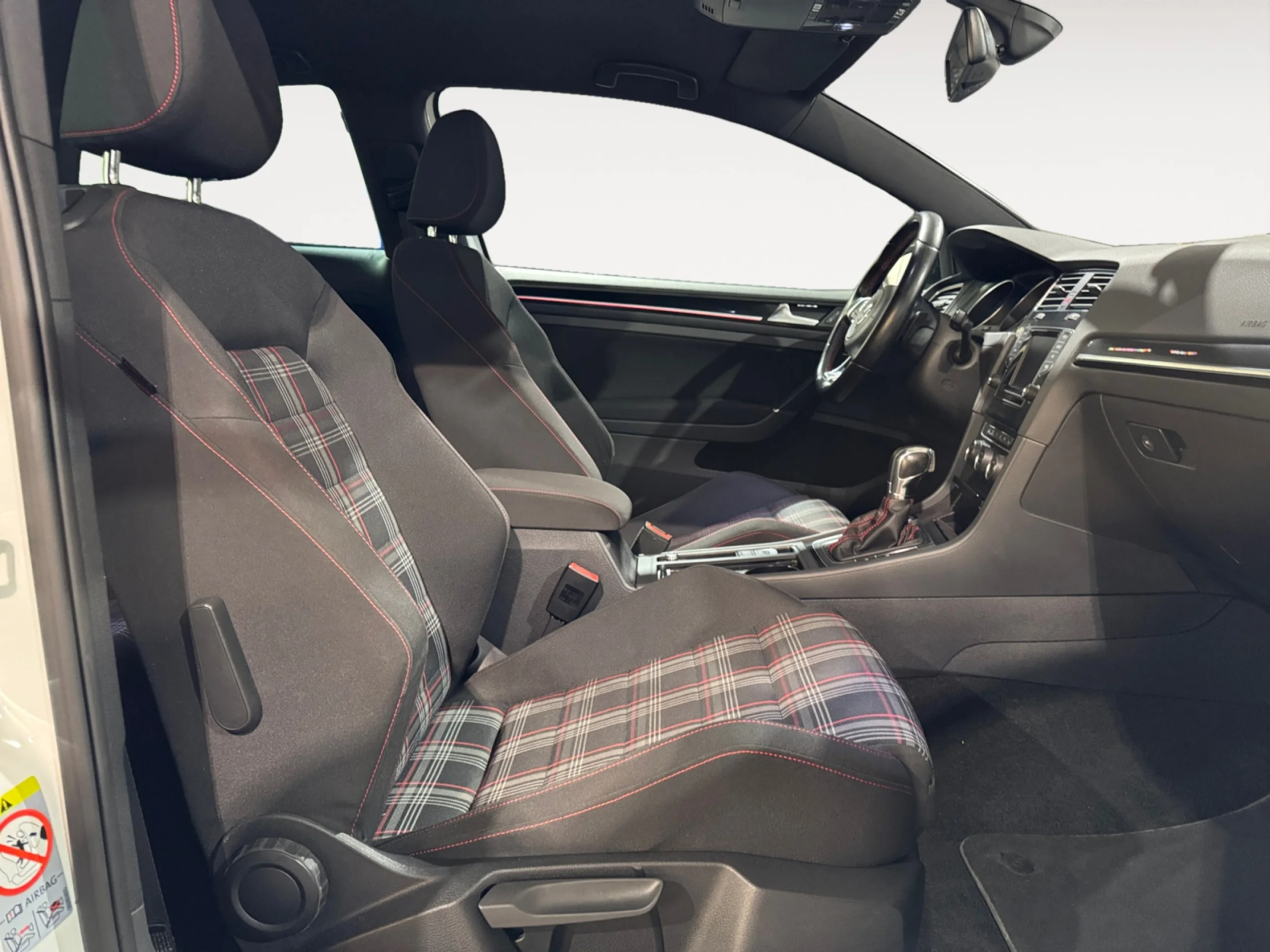 VOLKSWAGEN GOLF 2.0 TSI 210CV DSG 6 VEL GTI - Foto 5