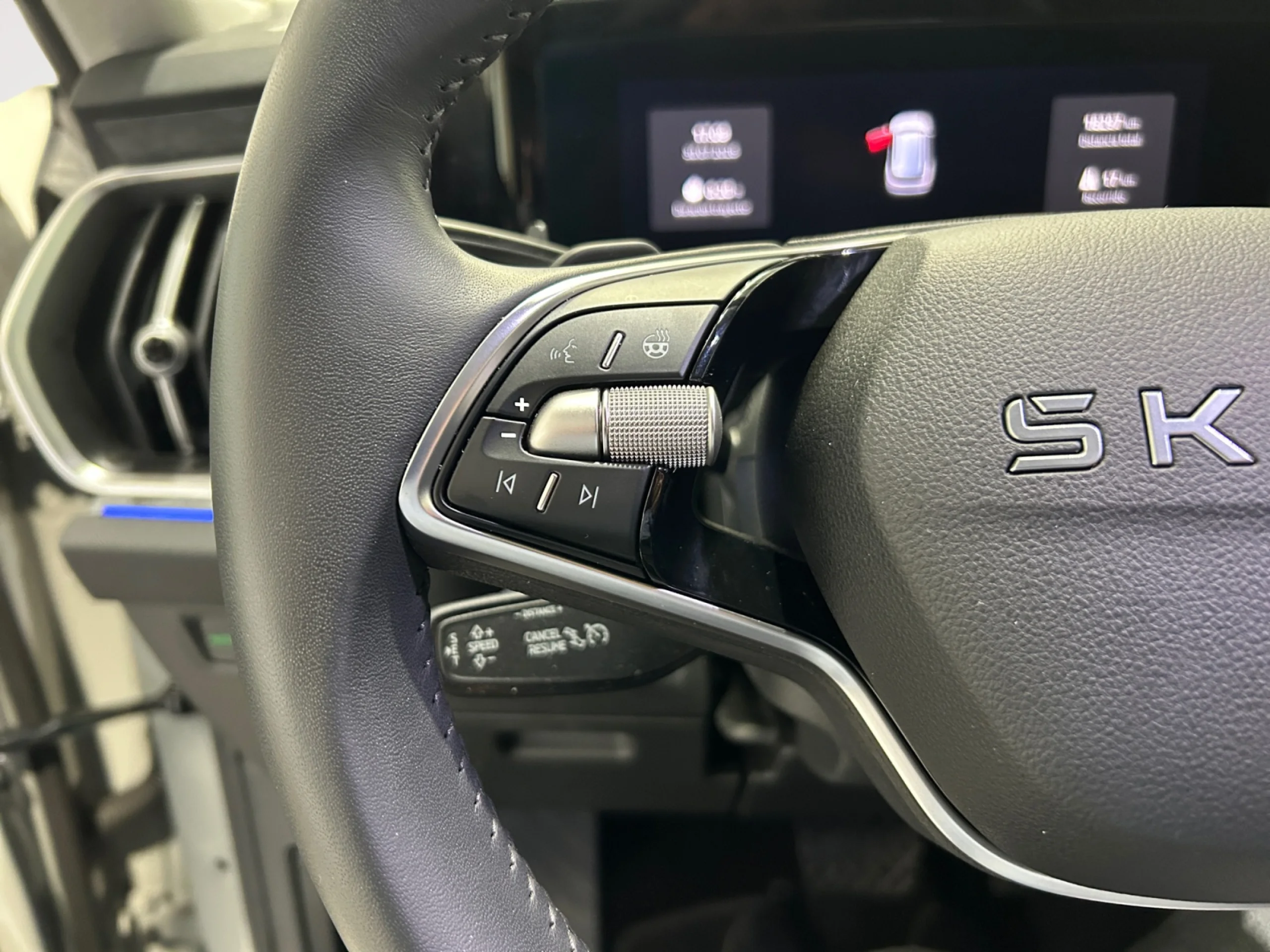 SKODA KODIAQ 1.5 TSI 150KW DSG PHEV PLUS - Foto 10