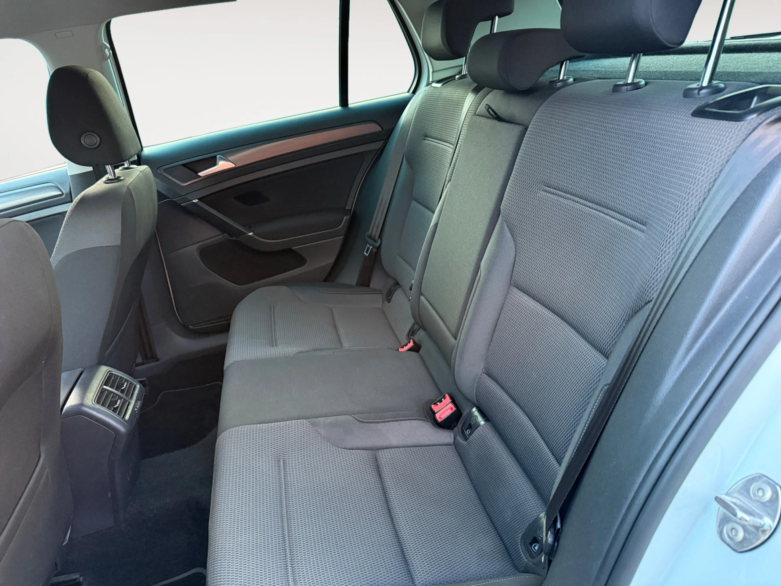 VOLKSWAGEN GOLF ADVANCE 1.6 TDI 85KW (115CV) DSG - Foto 6