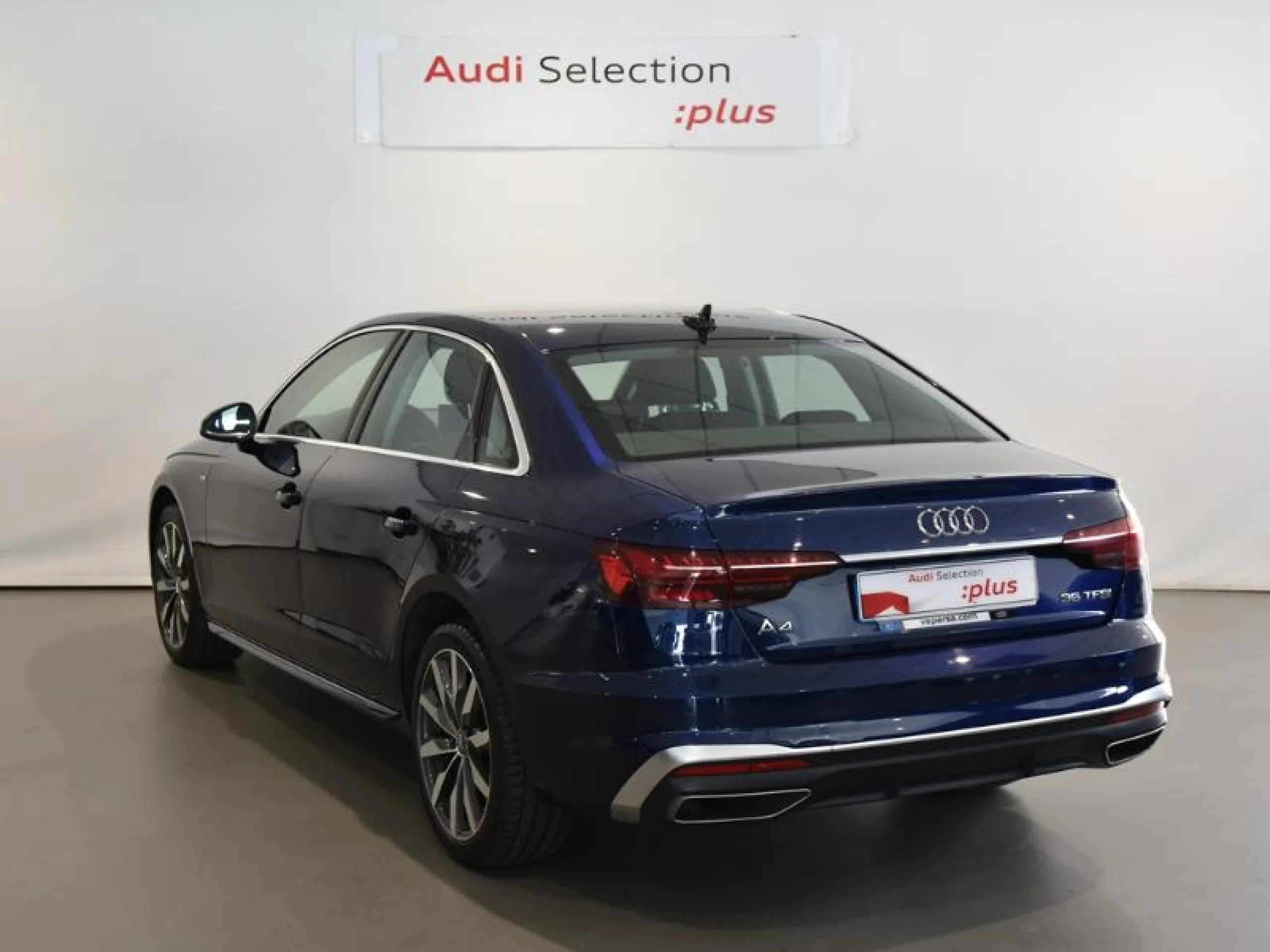 AUDI A4 S LINE 35 TFSI 110KW (150CV) S TRONIC - Foto 2