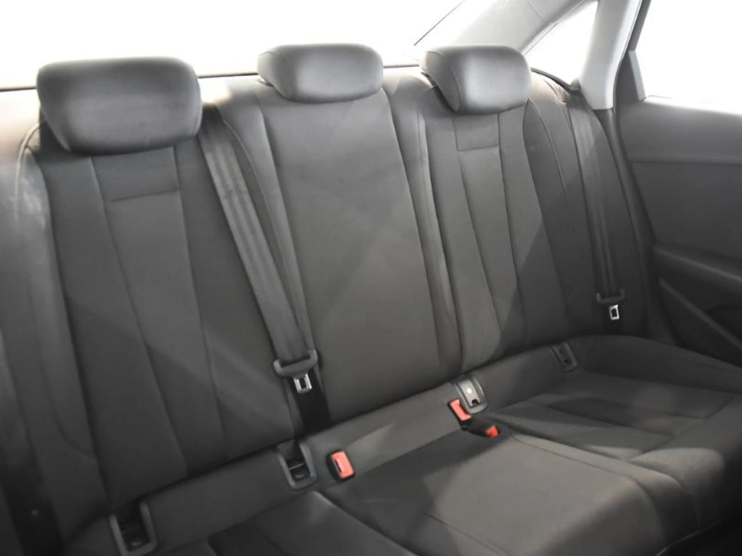 AUDI A4 S LINE 35 TFSI 110KW (150CV) S TRONIC - Foto 5