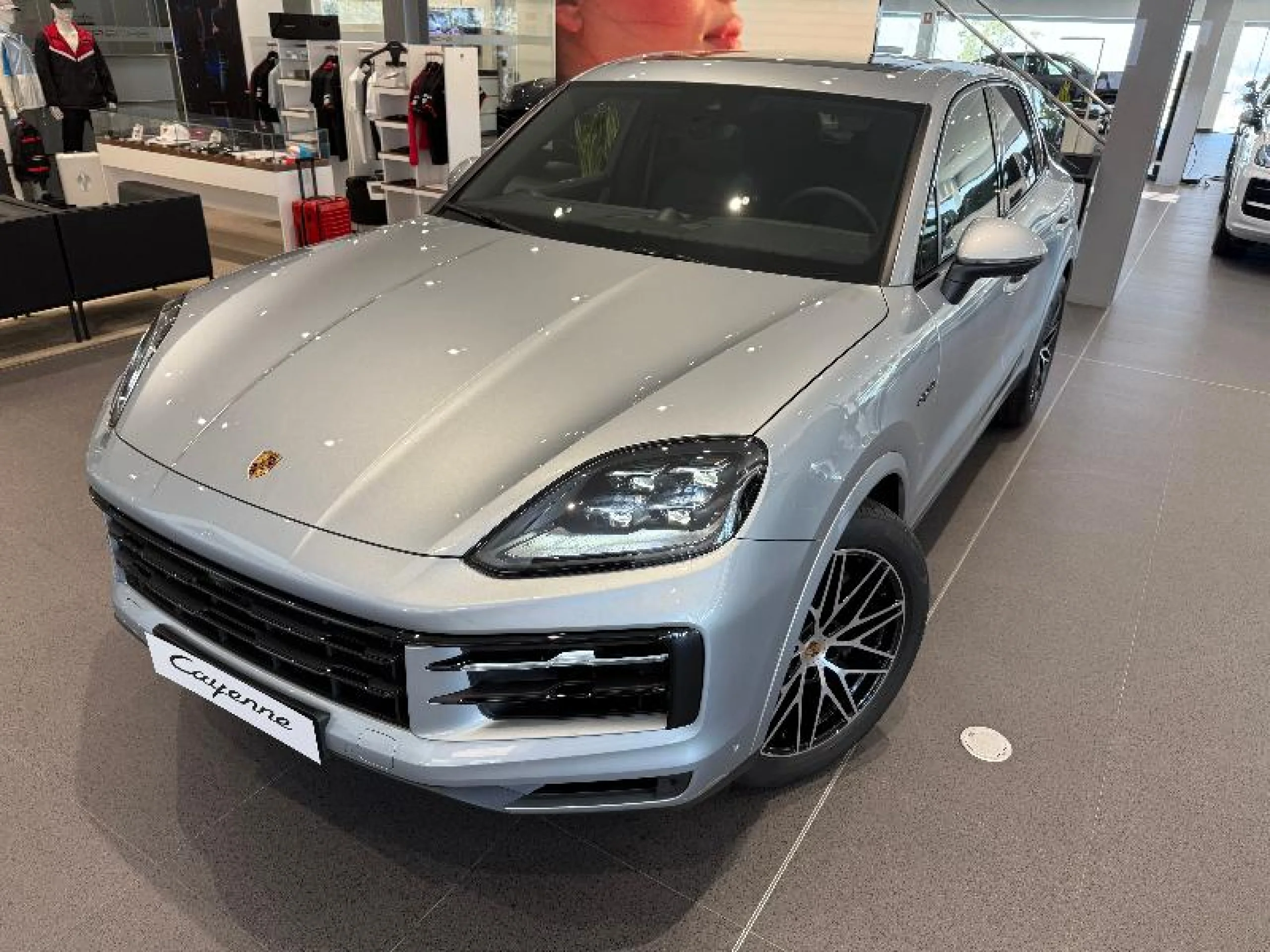 PORSCHE CAYENNE E HYBRID - Foto 10